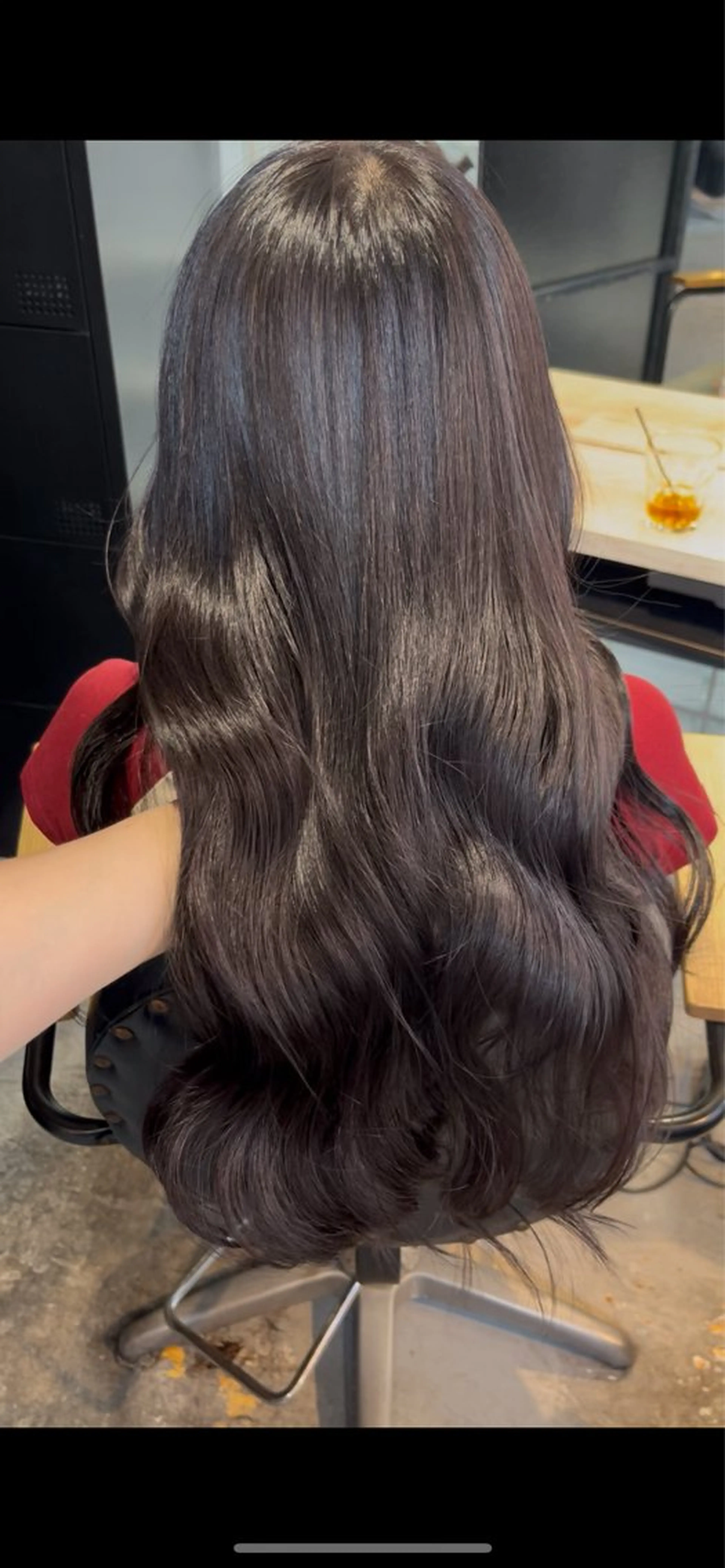 カラー 透明感カラー グレージュ ブリーチなしWカラー あずさのヘアスタイル