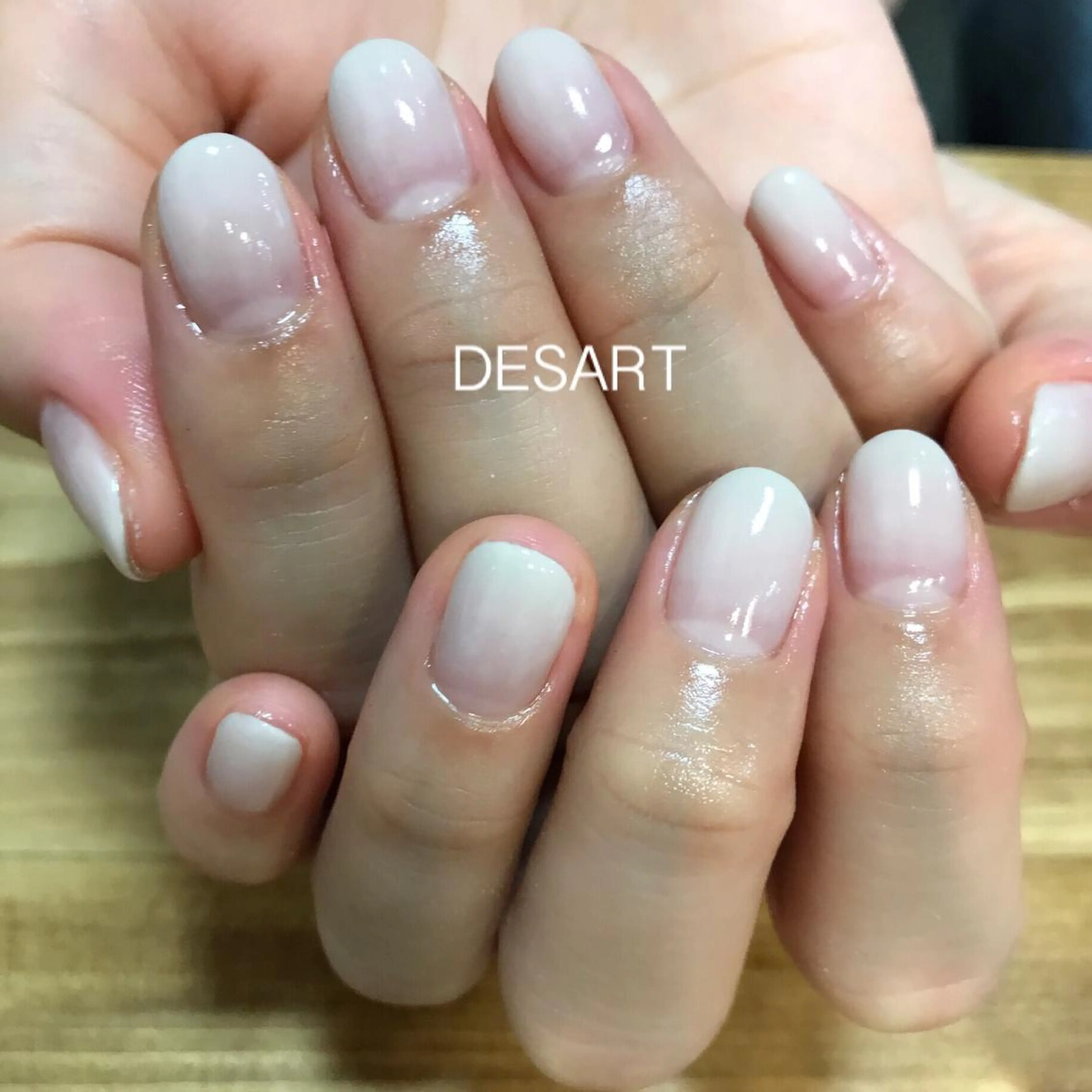 ネイル グラデーション ”salon" そりまちゆうこのネイルデザイン