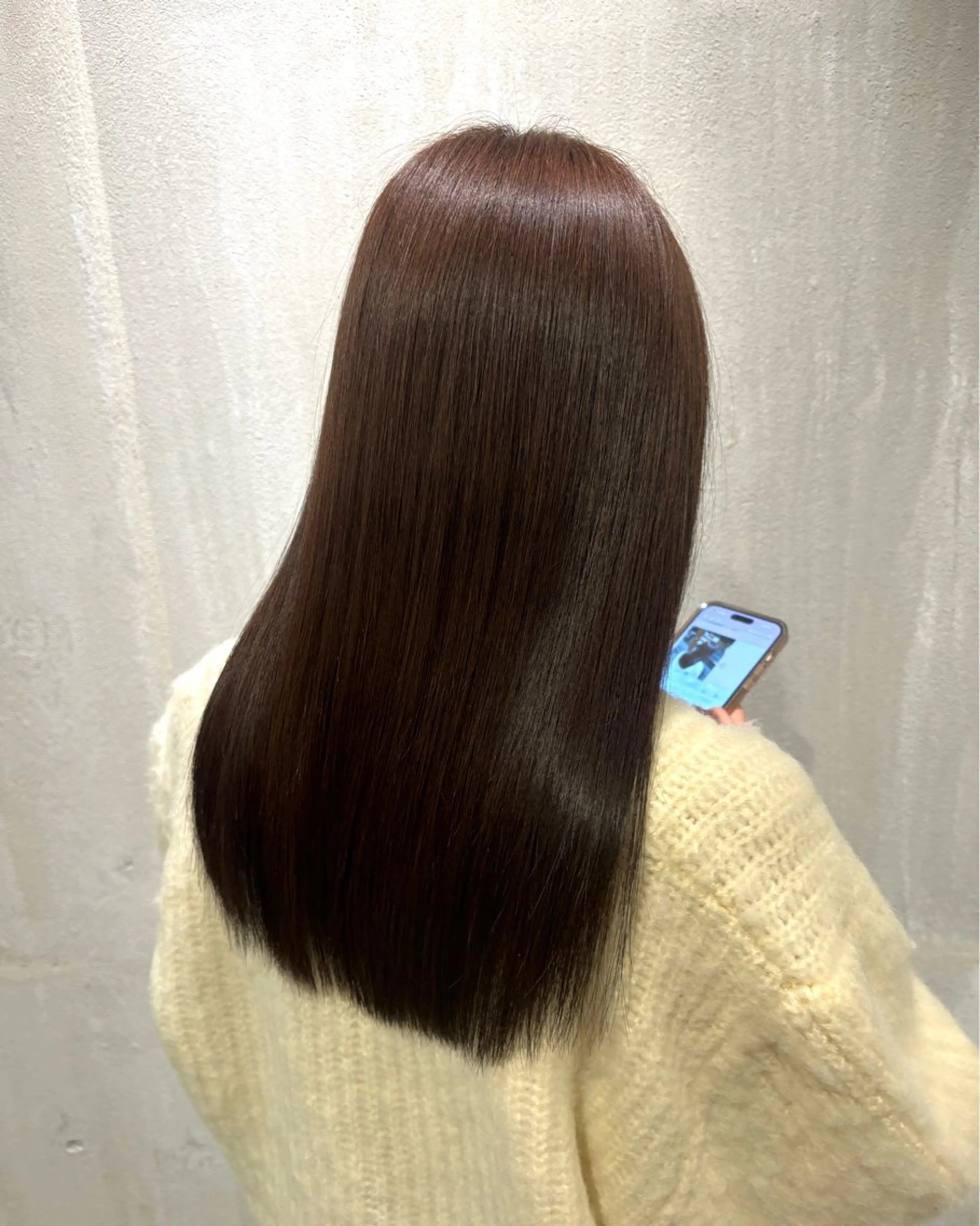 ロング カラー 小木曽 里華のヘアスタイル