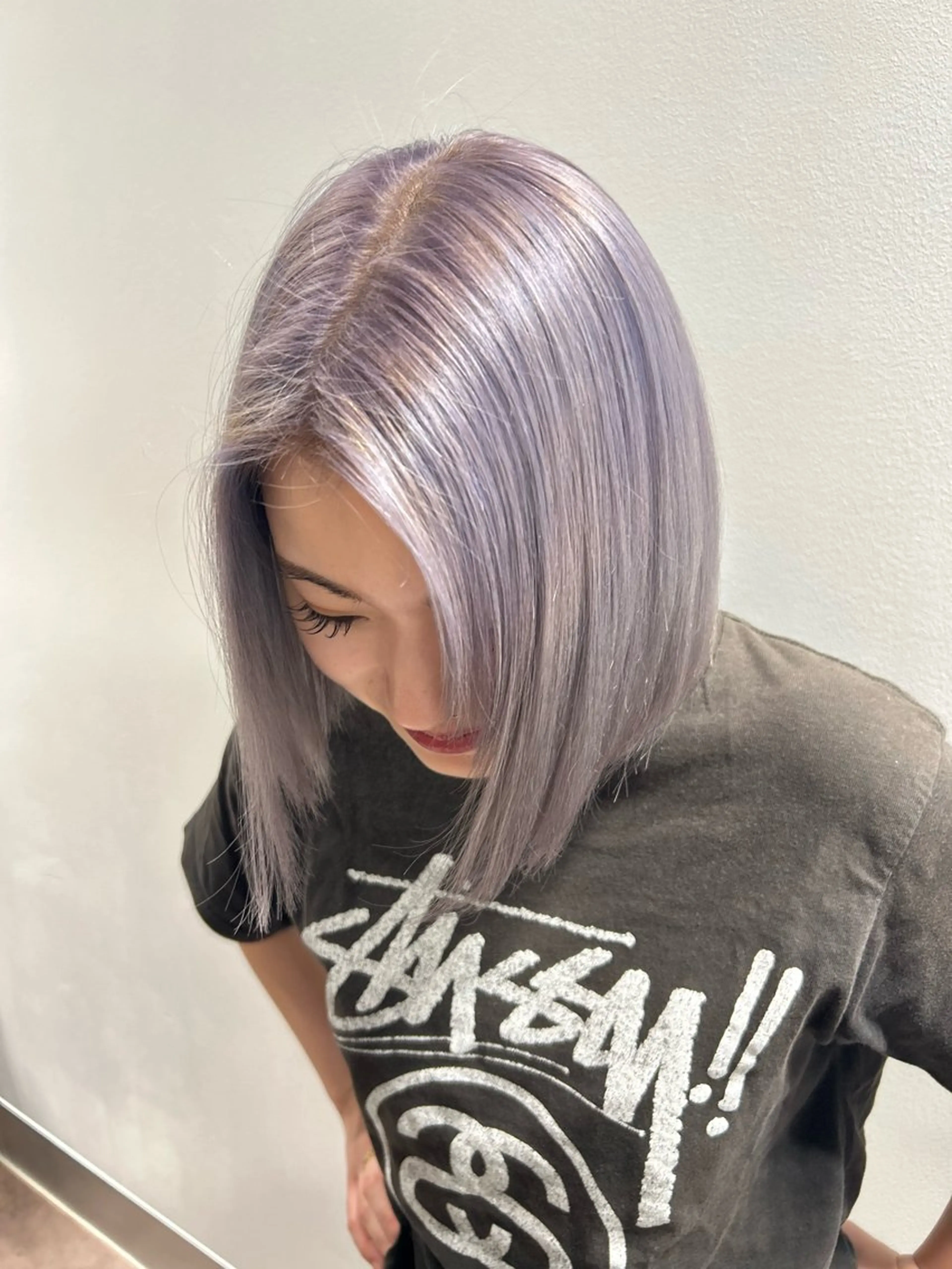 ショート カラー ラベンダーカラー シルバー ヘアカラー レイヤースタイル COCORO 🎀のヘアスタイル