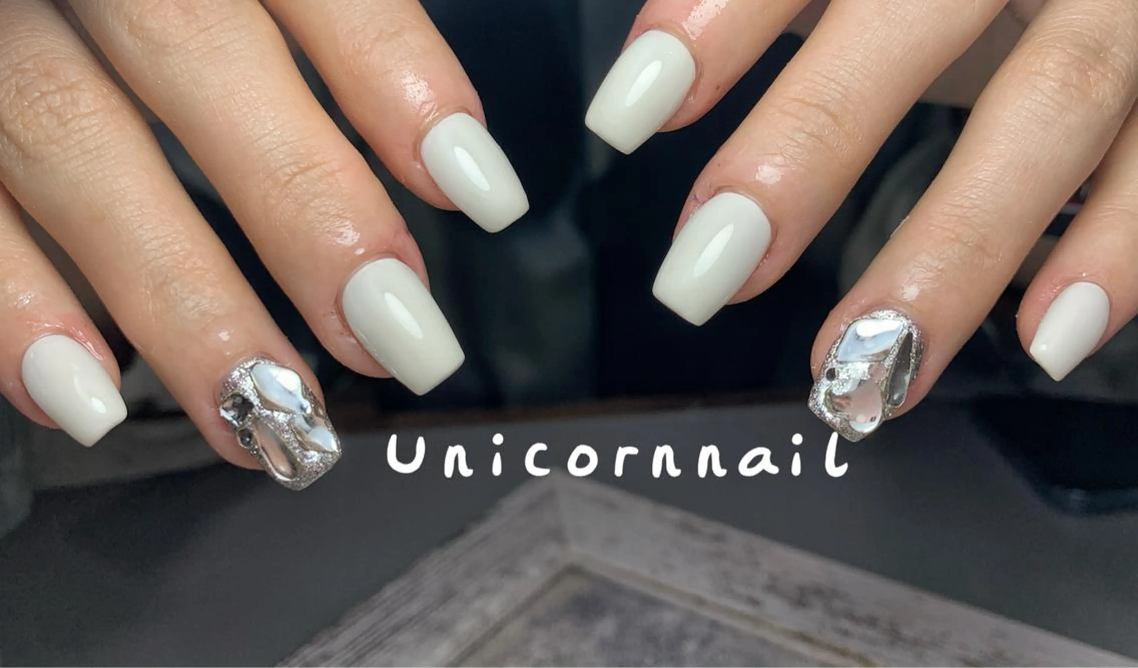ネイル スカルプネイル UnicornNail所属・Unicorn Nail 矢場町店のネイルデザイン