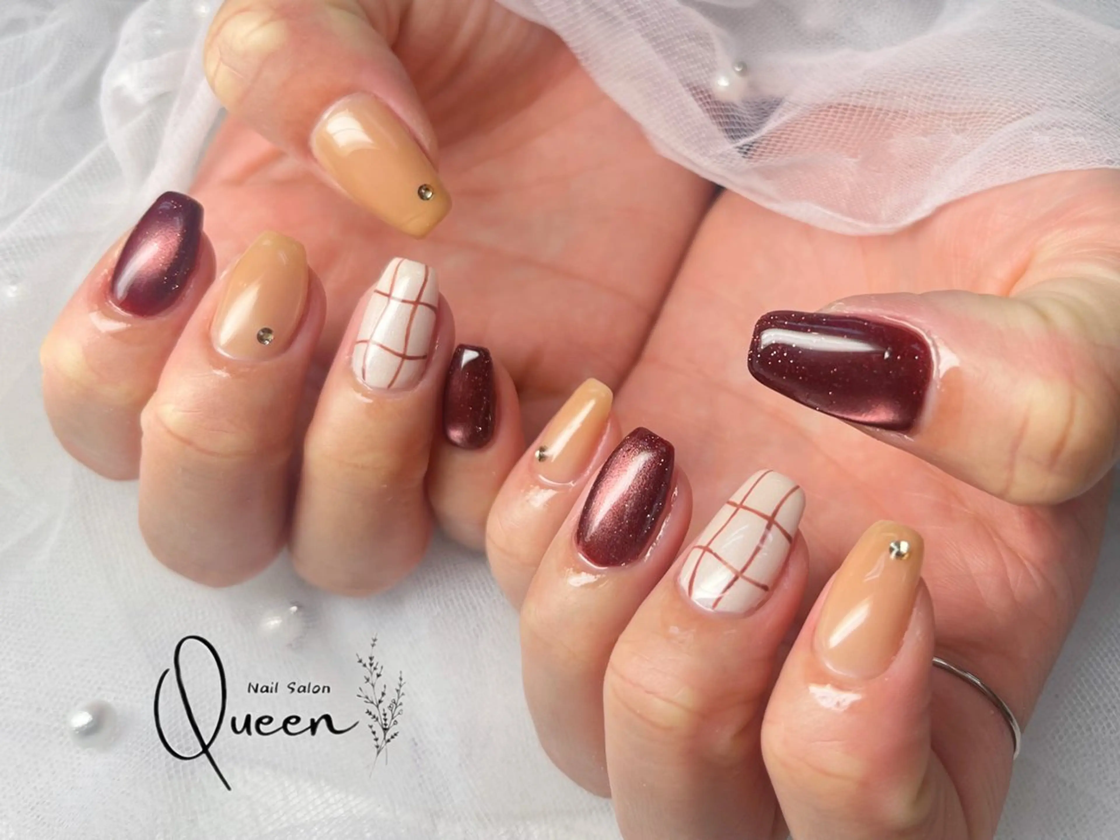ネイル ハンドネイル Queen nail 北堀江 ASUKAのネイルデザイン
