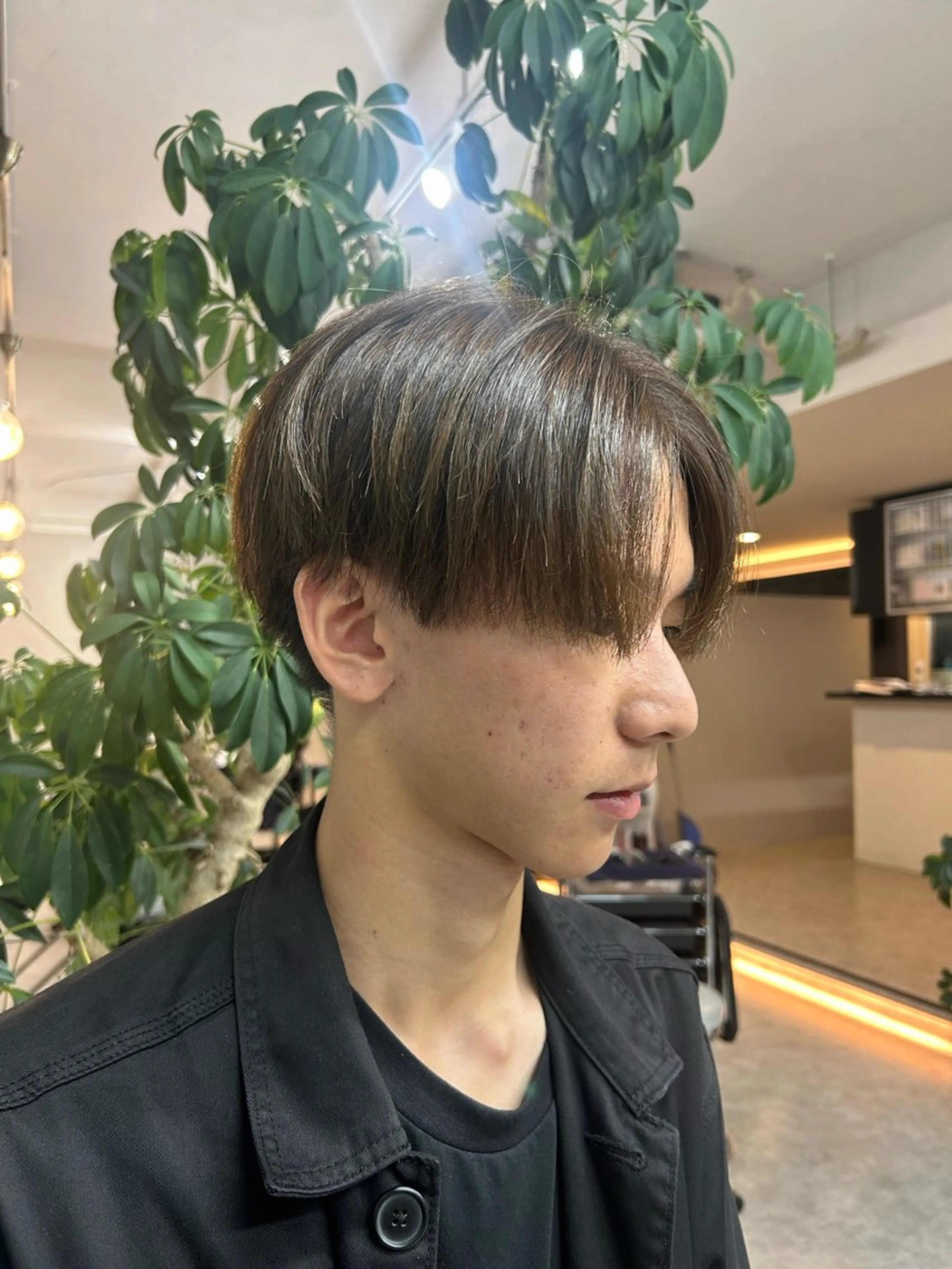 カラー メンズ オリーブカラー ヘアカラー ダイヤモンドリリーキートス所属・ひめな /透明感カラー/一宮のヘアスタイル