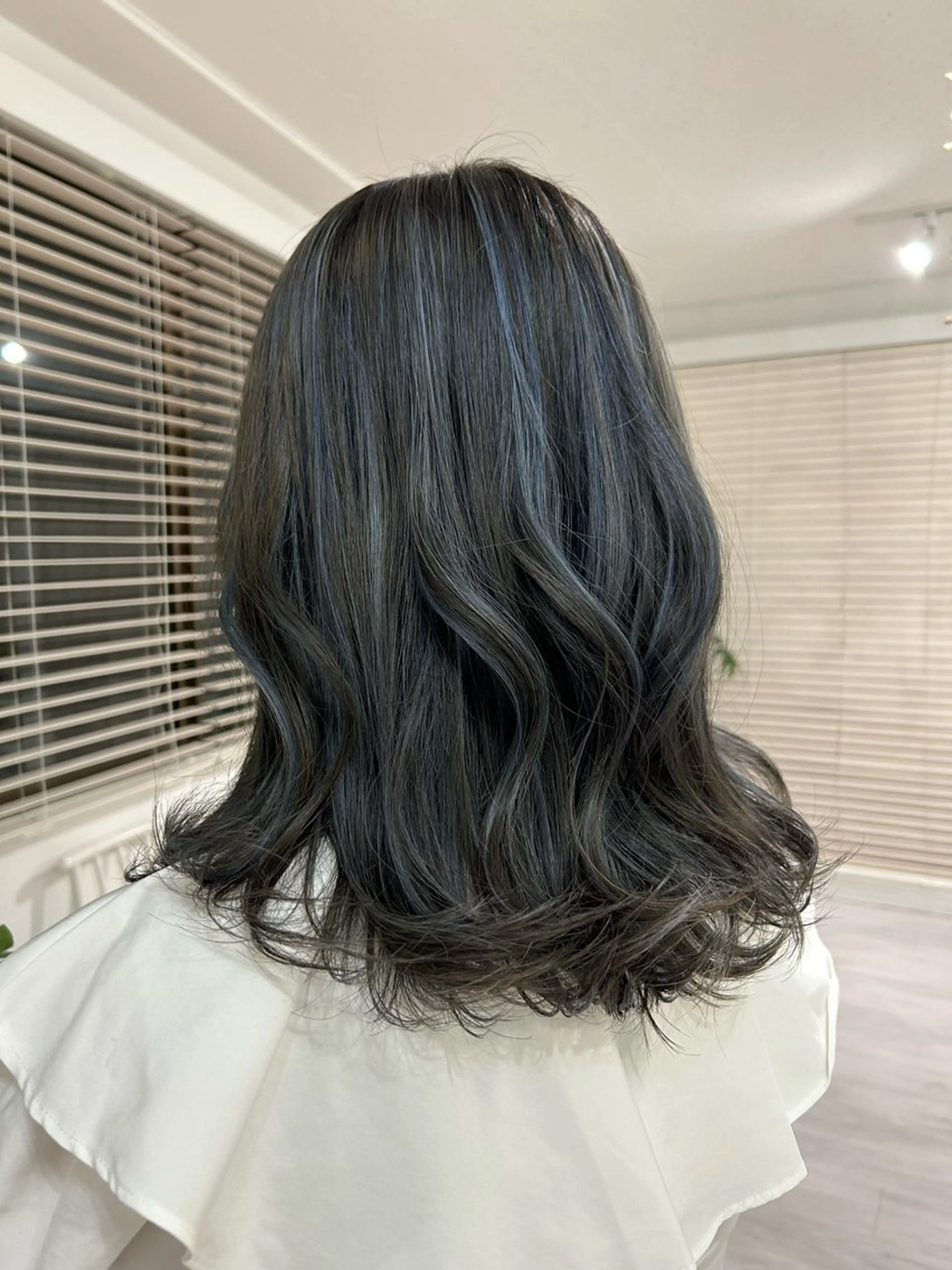 ミディアム カラー 💙まこと💙艶 カラー(Rico)のヘアスタイル