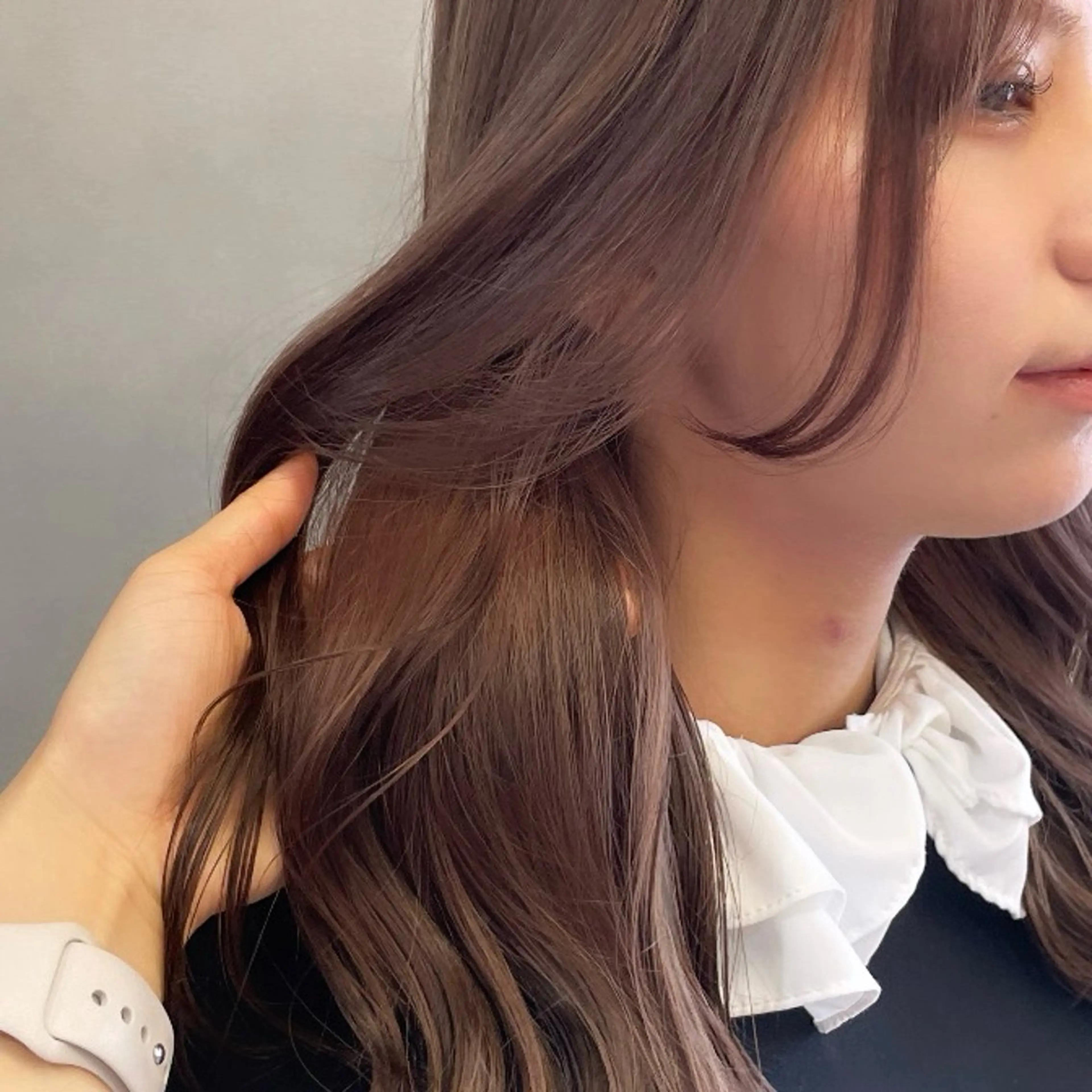 セミロング カラー ベージュカラー 透明感カラー ヘアカラー Rui/透明感カラー 暖色/レイヤーカットのヘアスタイル