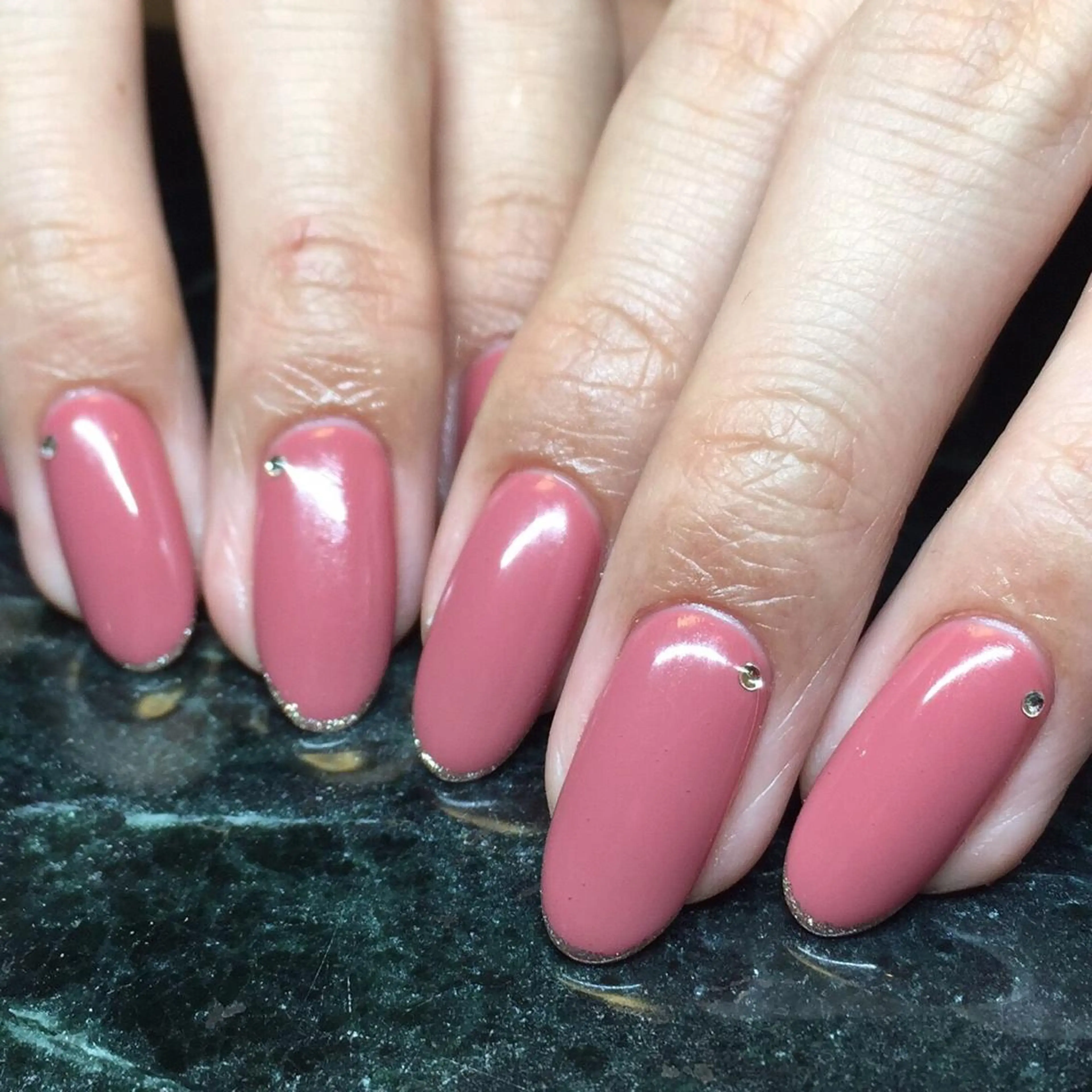 ネイル ストーンネイル The  Next...所属・TheNext kitahorieのネイルデザイン