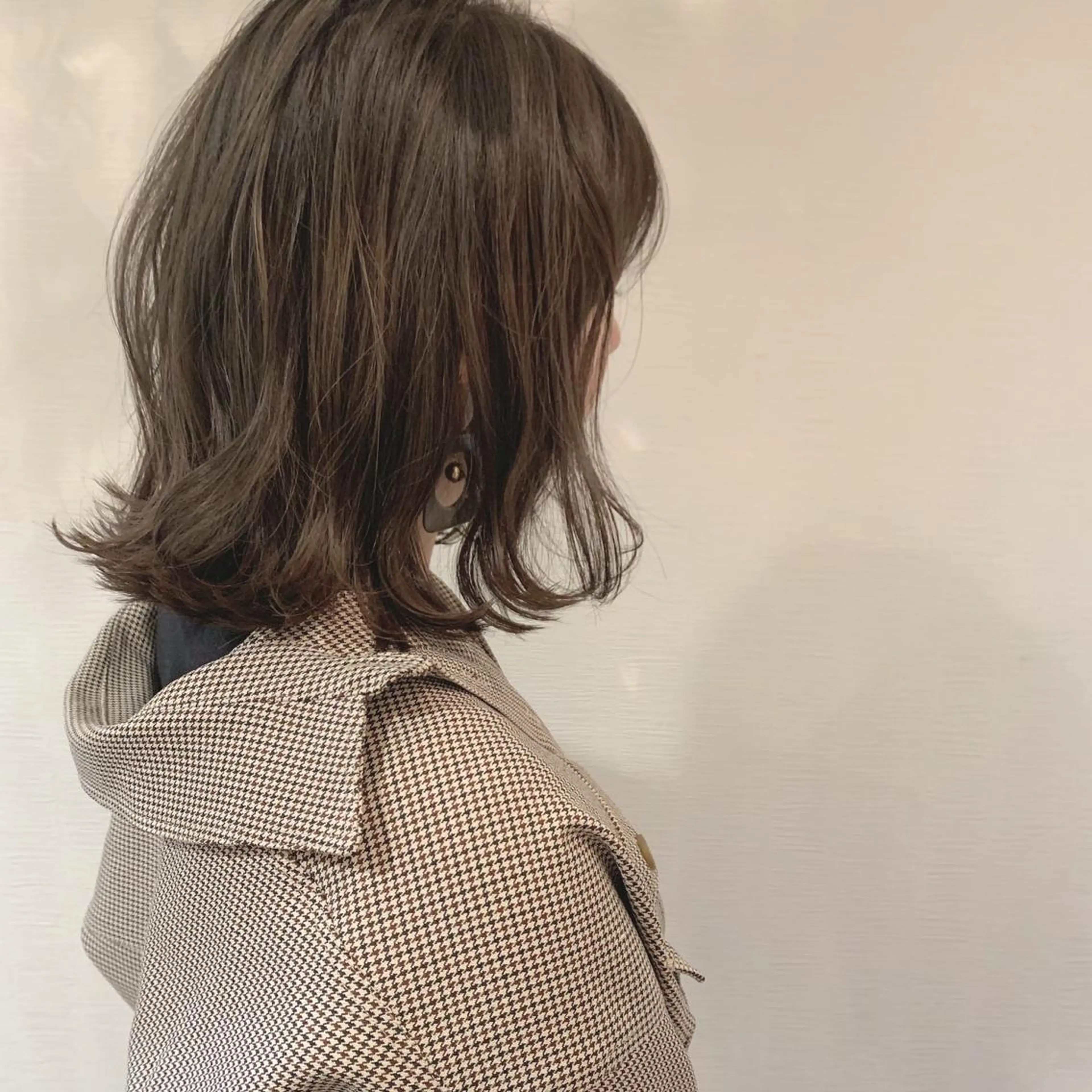 ミディアム カラー ショコラグレージュ グラデーションカラー グレージュ 似合わせカット トリートメント カット ヘアカラー トリートメント toiro by lien hair atelier所属・池田 真由美のヘアスタイル