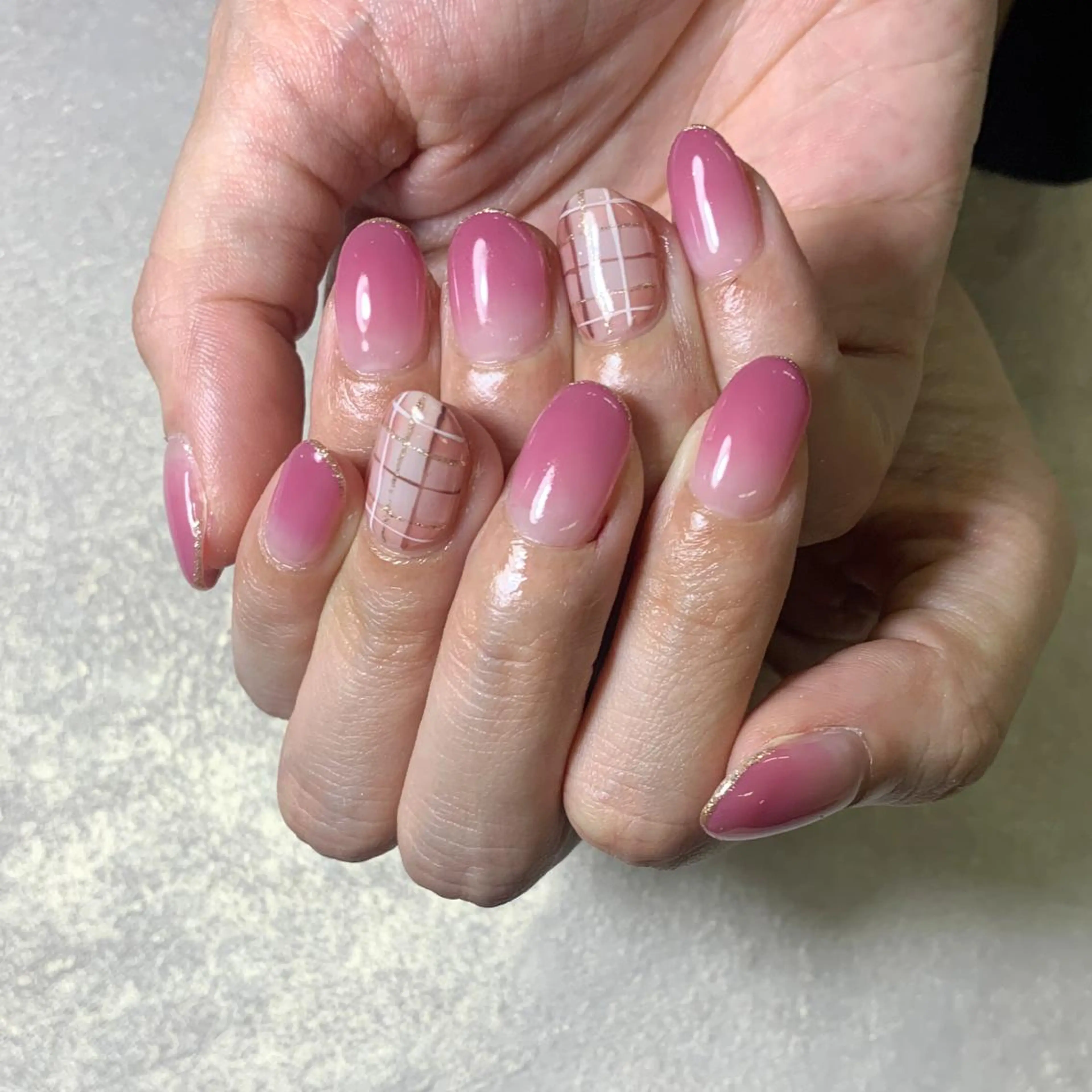 ネイル atelier　FIORITURA所属・FIORITURA aiのネイルデザイン