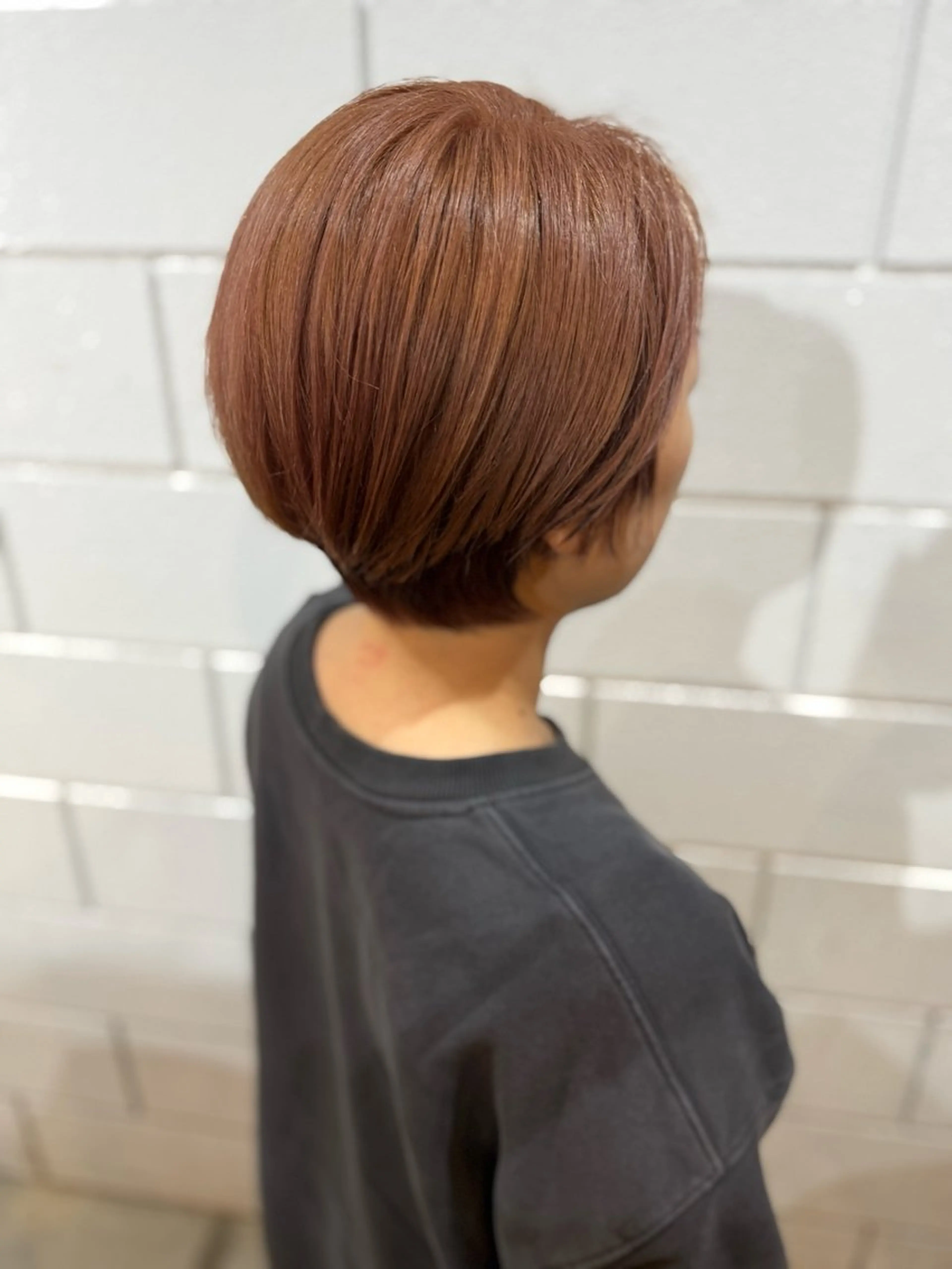 ショート カット ヘアカラー 透け感/ハイトーン/ レイヤー/小山田のヘアスタイル