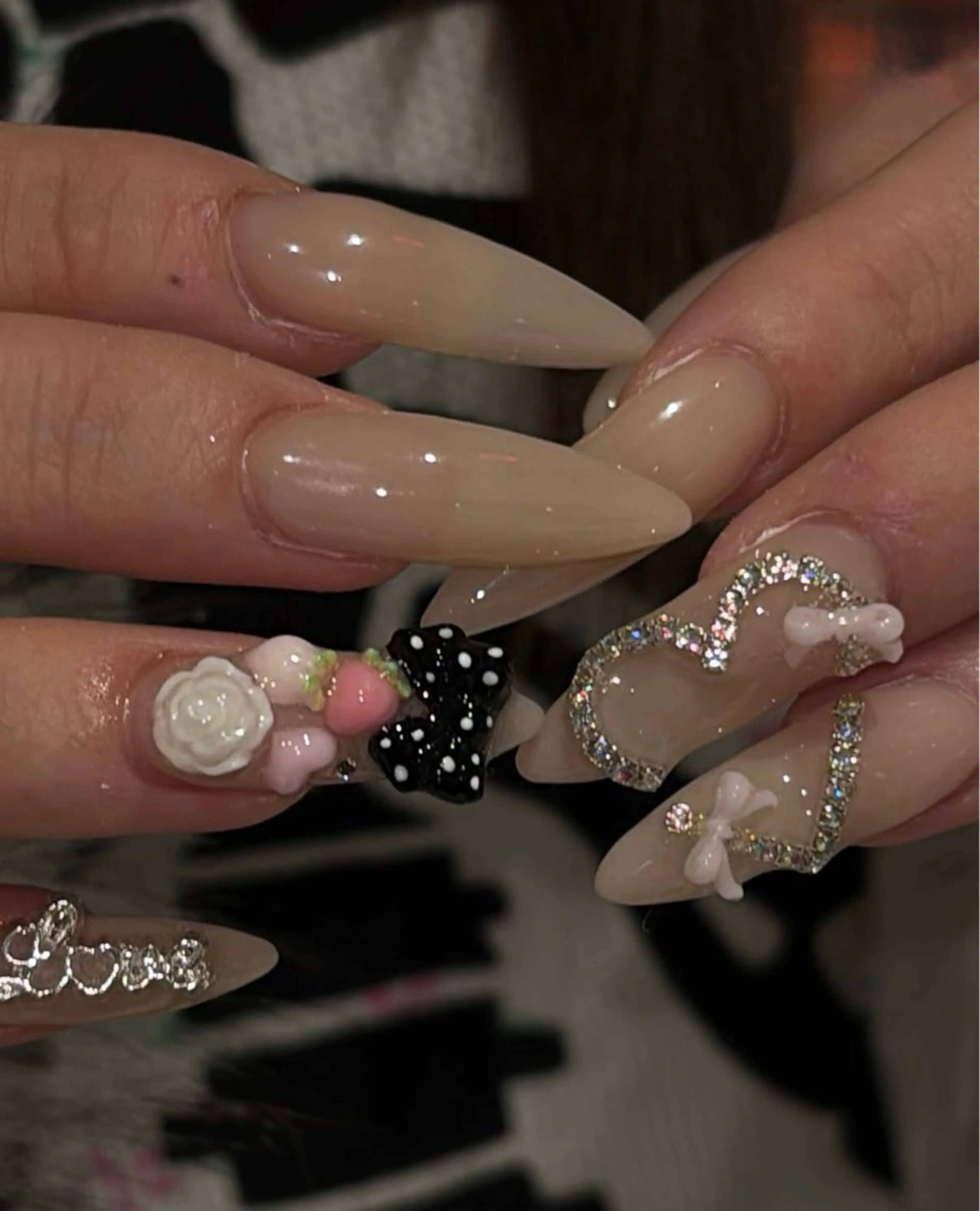 ネイル 韓国ネイル ニュアンスネイル シンプルネイル ワンホンネイル ハンドネイル ハンドケア Nihonthy Nail 新宿所属・Nihonthy Nail 新宿のネイルデザイン