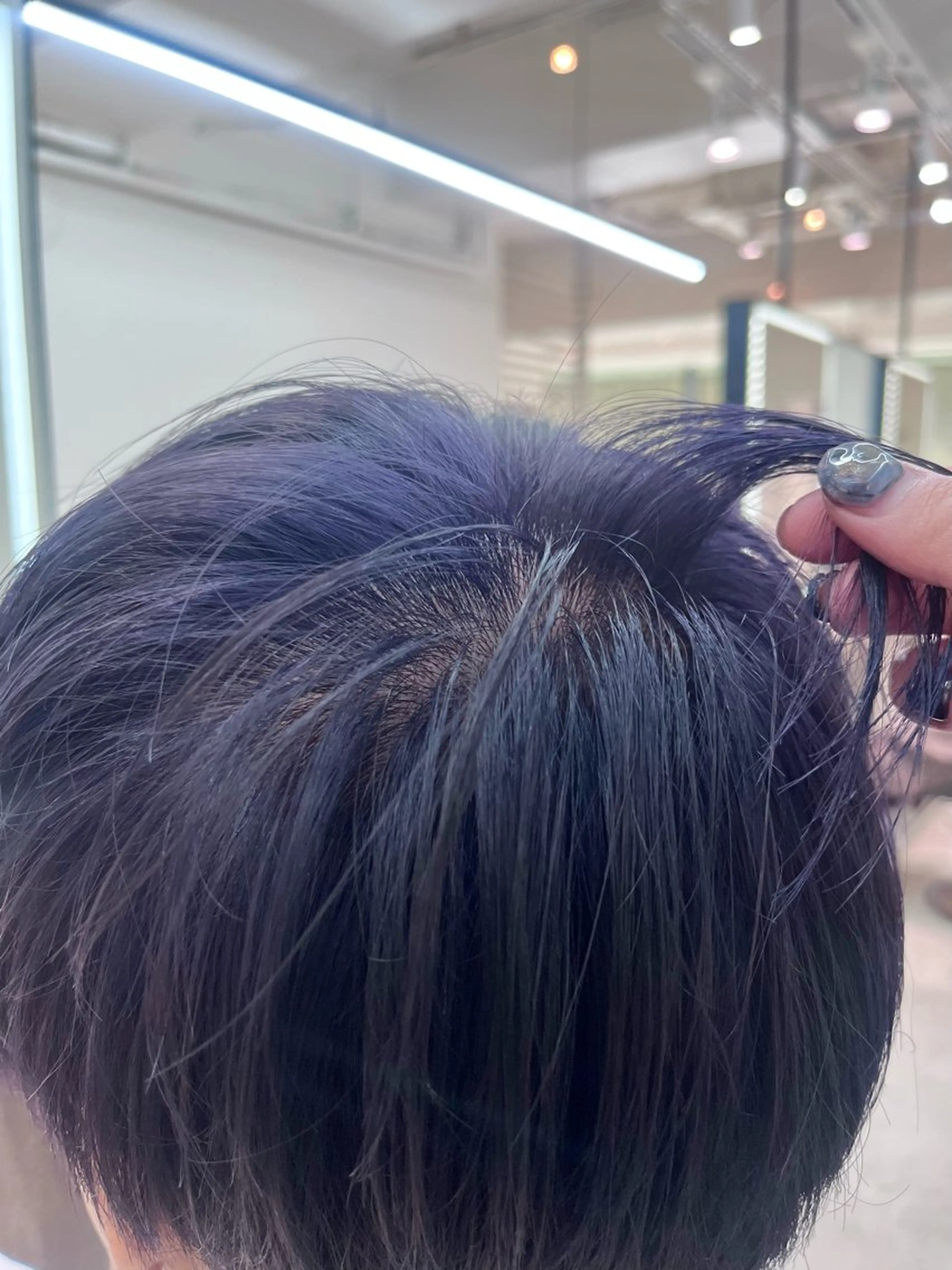 ショート パーマ ﾚｲﾔｰ🩵透明感 ೀユイ🌙のヘアスタイル