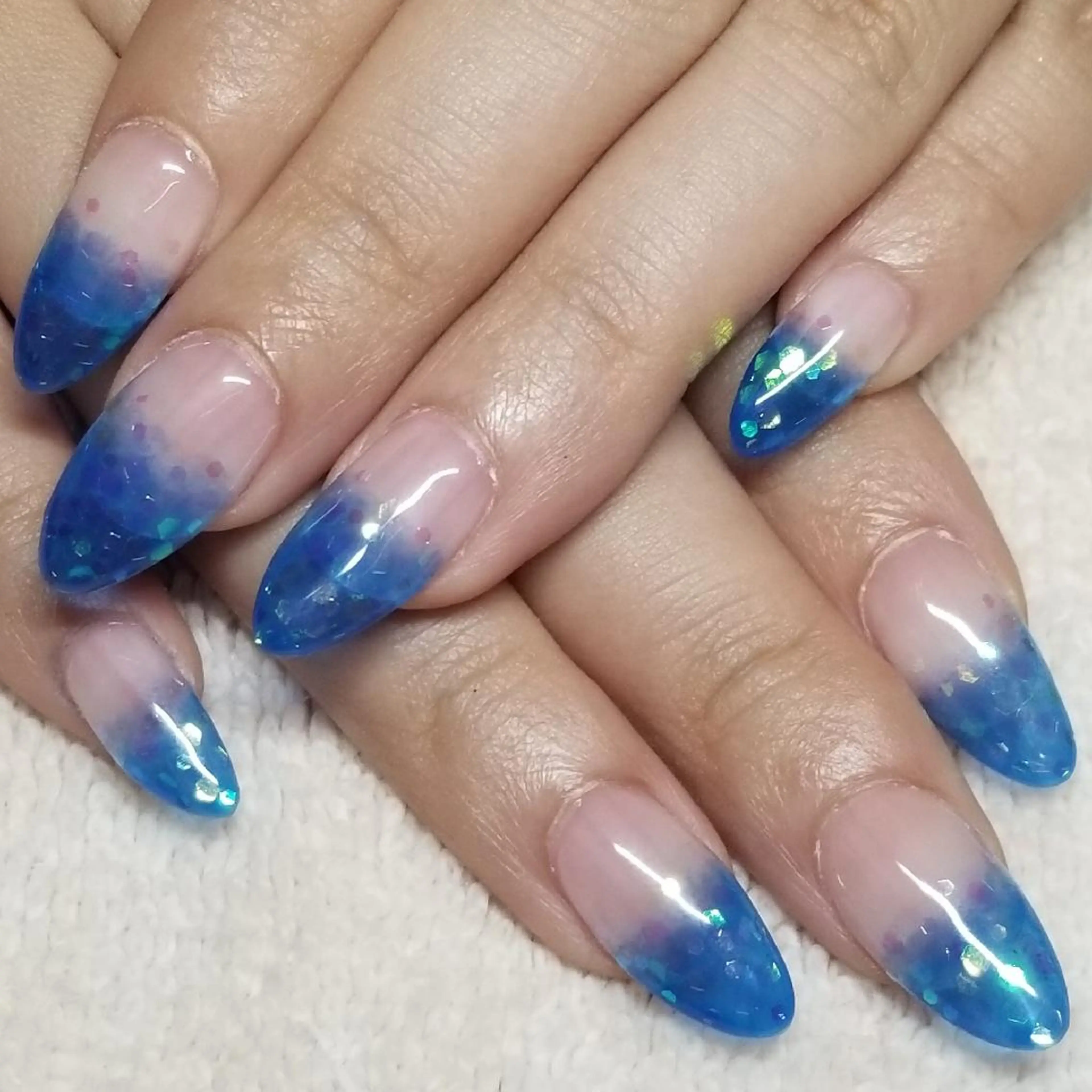 ネイル ブルー クリアネイル グラデーション ホログラムネイル キラキラネイル ハンドネイル よしだ ひろきのネイルデザイン