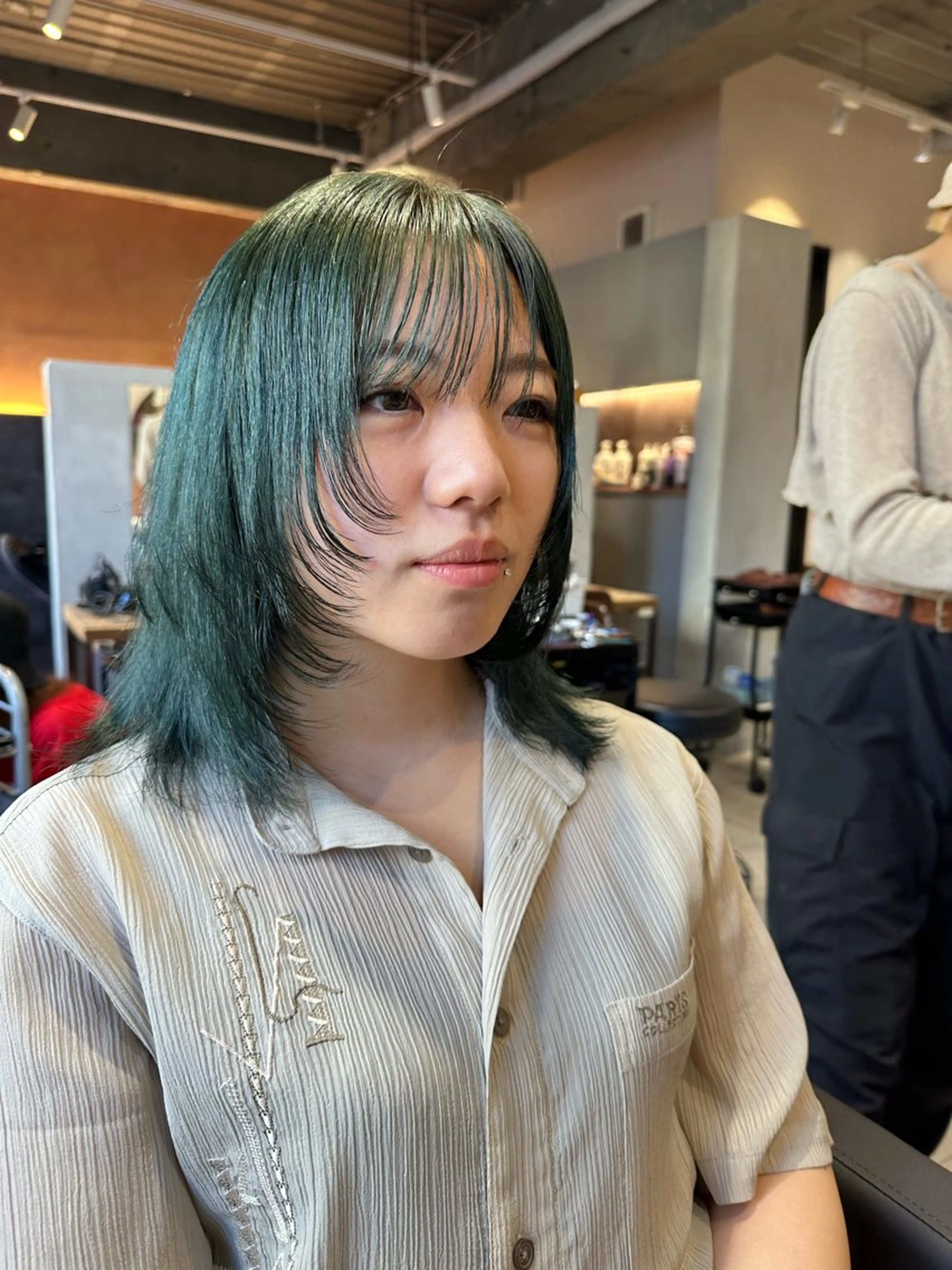 ミディアム カラー ウルフカット カット ヘアカラー トリートメント yu-kiハイトーン /ブリーチ無しカラーのヘアスタイル