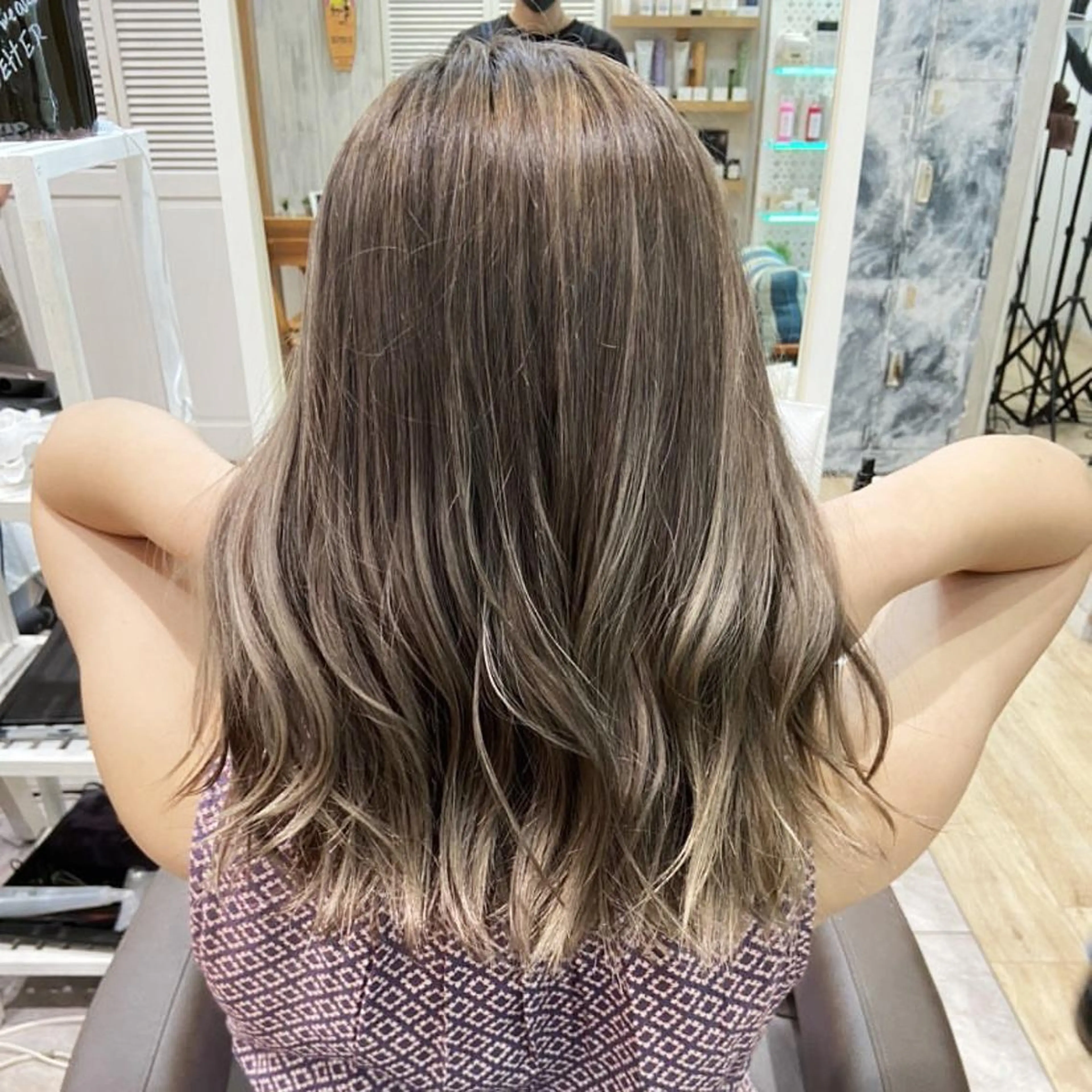 セミロング カラー 🌈透明感カラー ✨松田龍也🌈のヘアスタイル