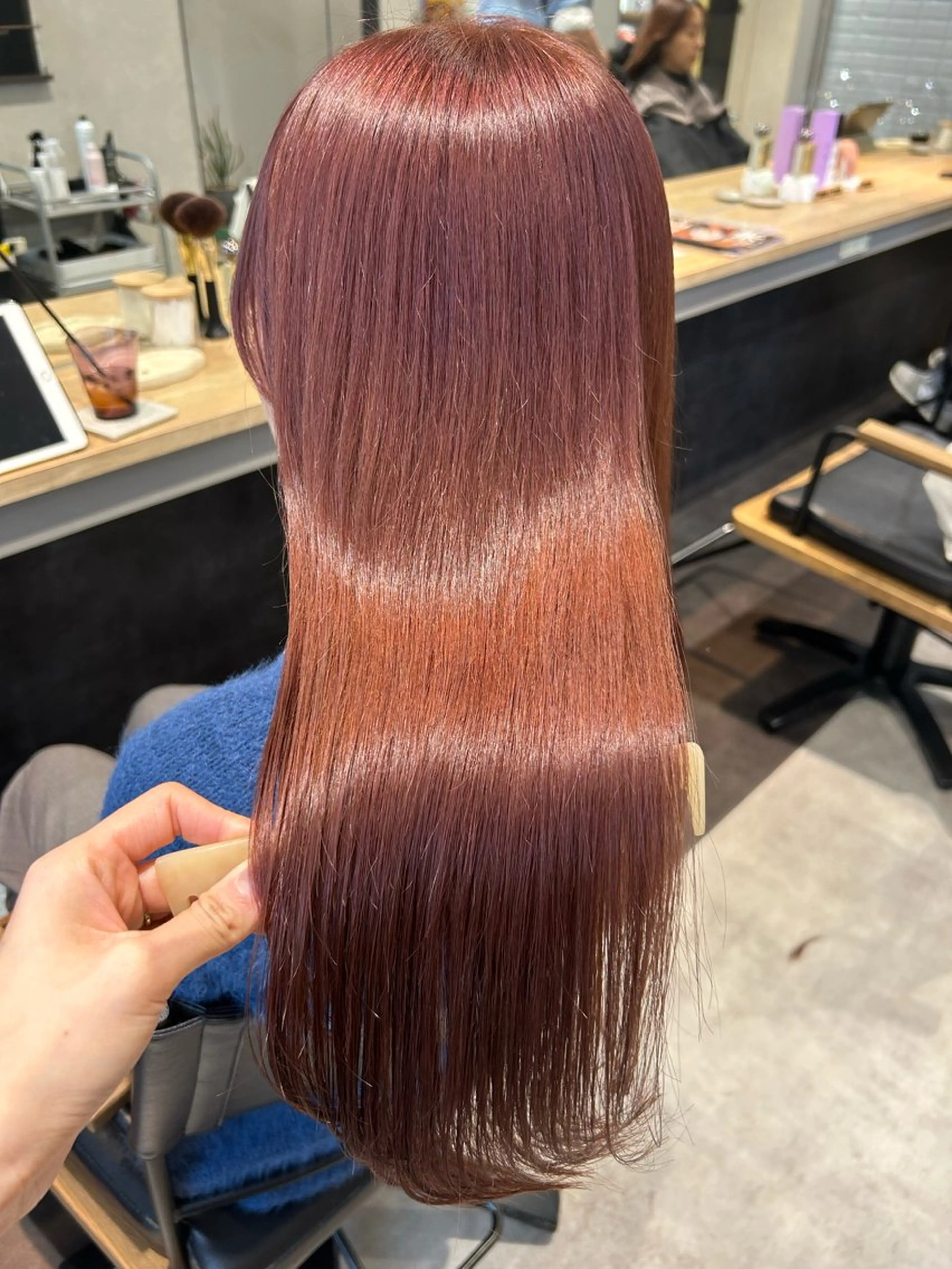 ロング カラー ベージュカラー ブリーチ ピンクカラー ピンクベージュ カット ヘアカラー トリートメント hub hair レイヤー/透明感のヘアスタイル