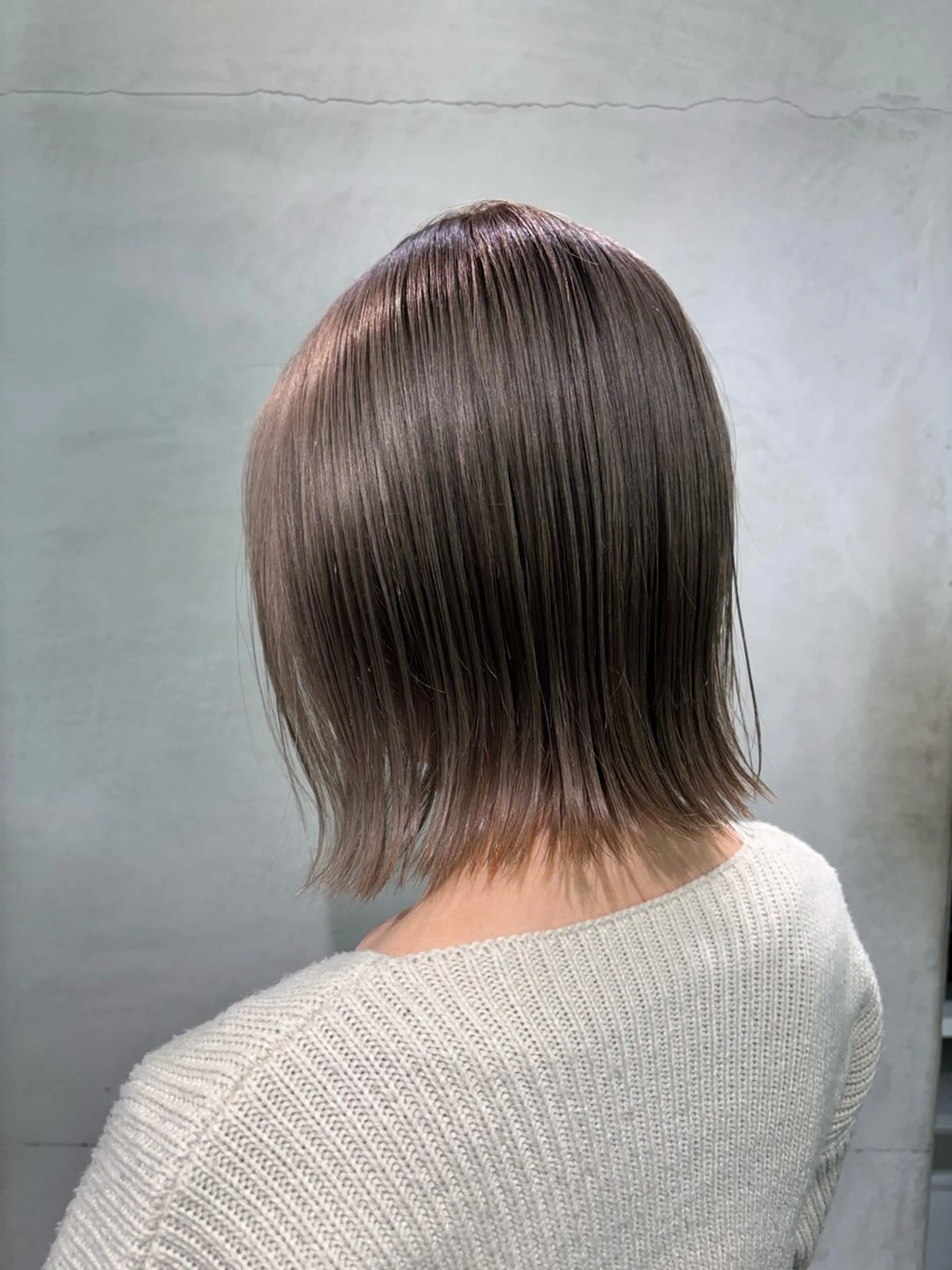 ミディアム ハイトーン 🌷ハルミ🌷のヘアスタイル