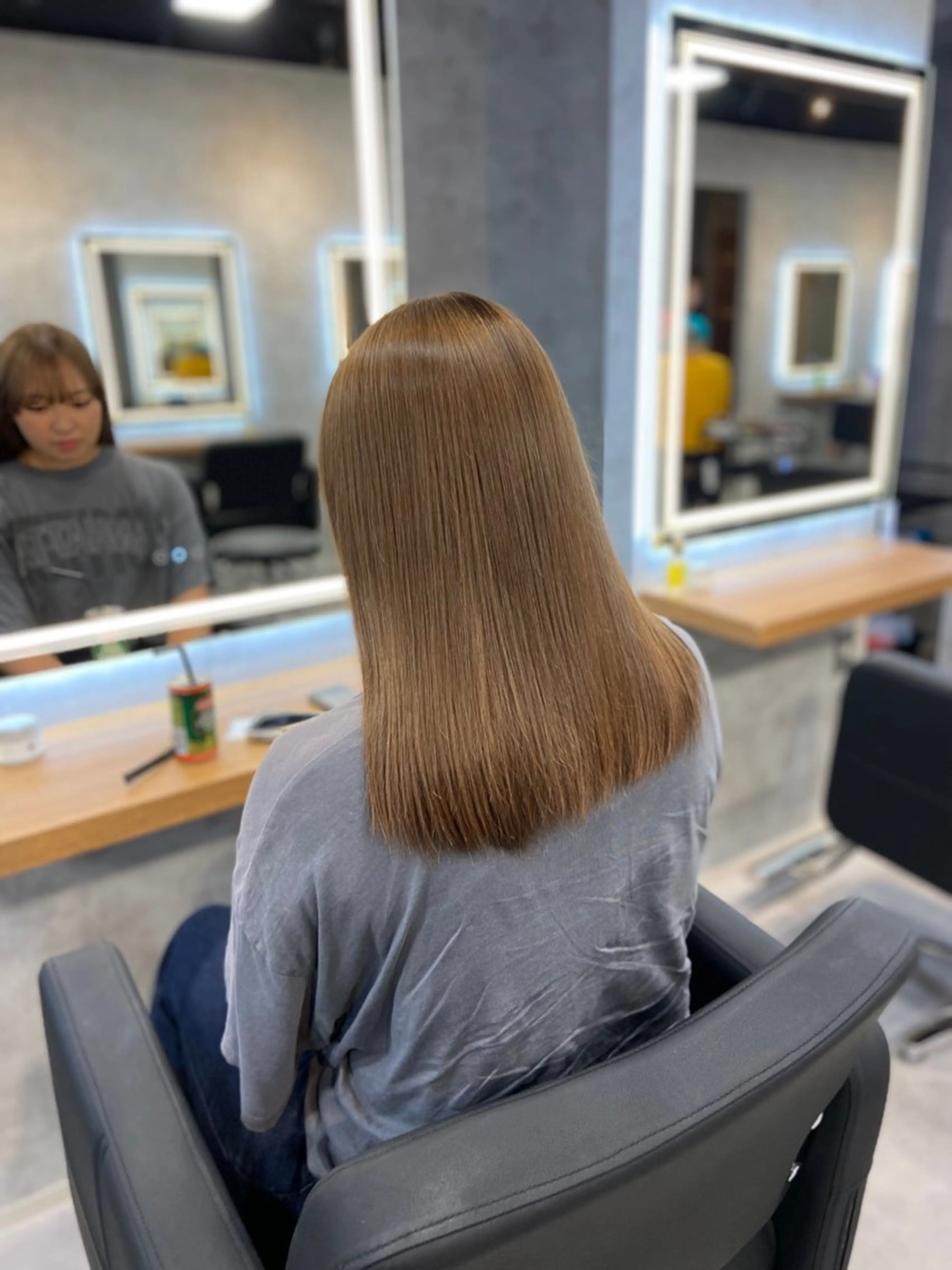 ロング カラー ヘアアレンジ カット ヘアカラー トリートメント ヘアセット レイヤー×透明感カラ ーHAYATOのヘアスタイル