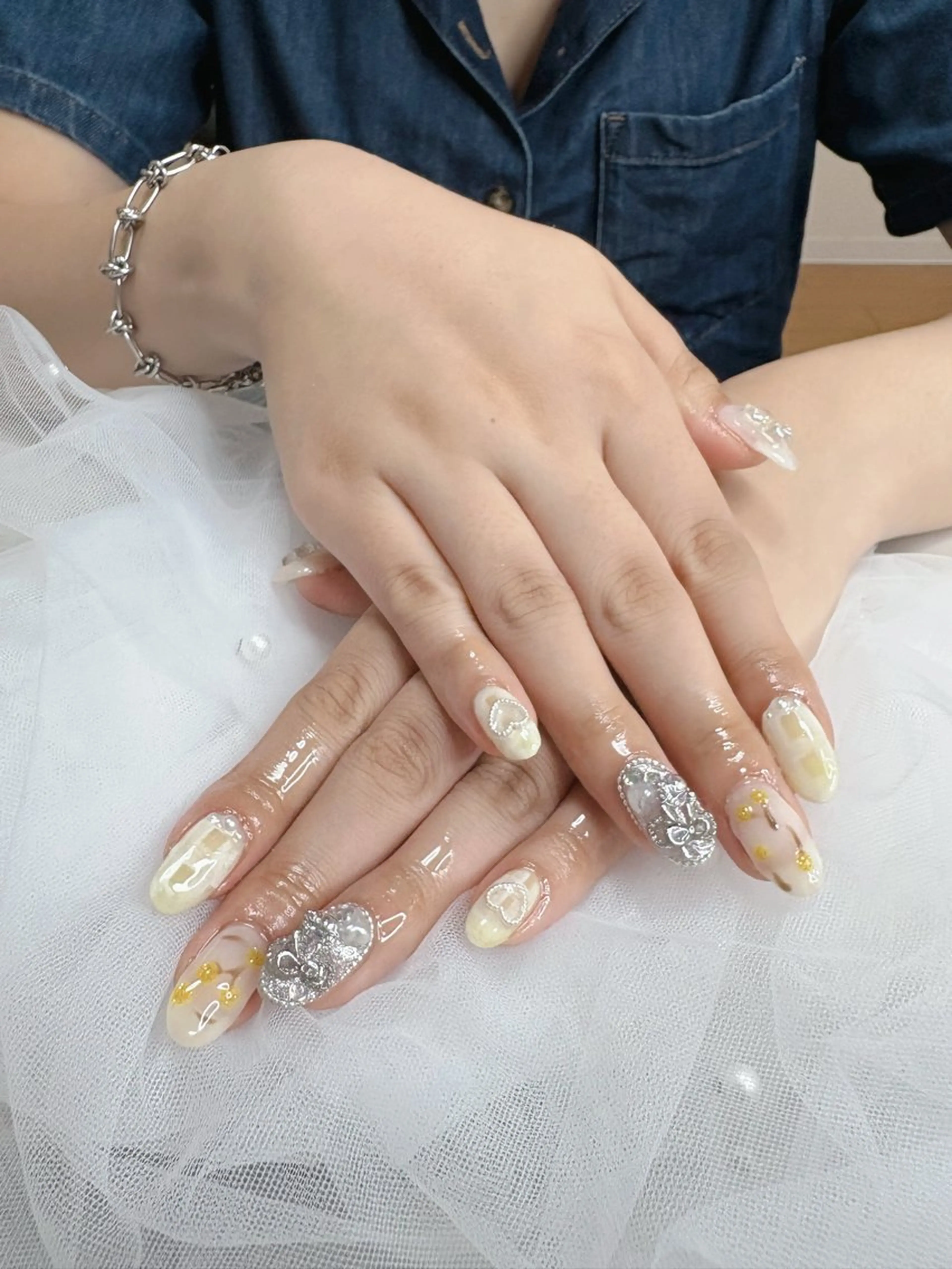 ネイル 💐Lumière 🩵かわちゃん💅のネイルデザイン