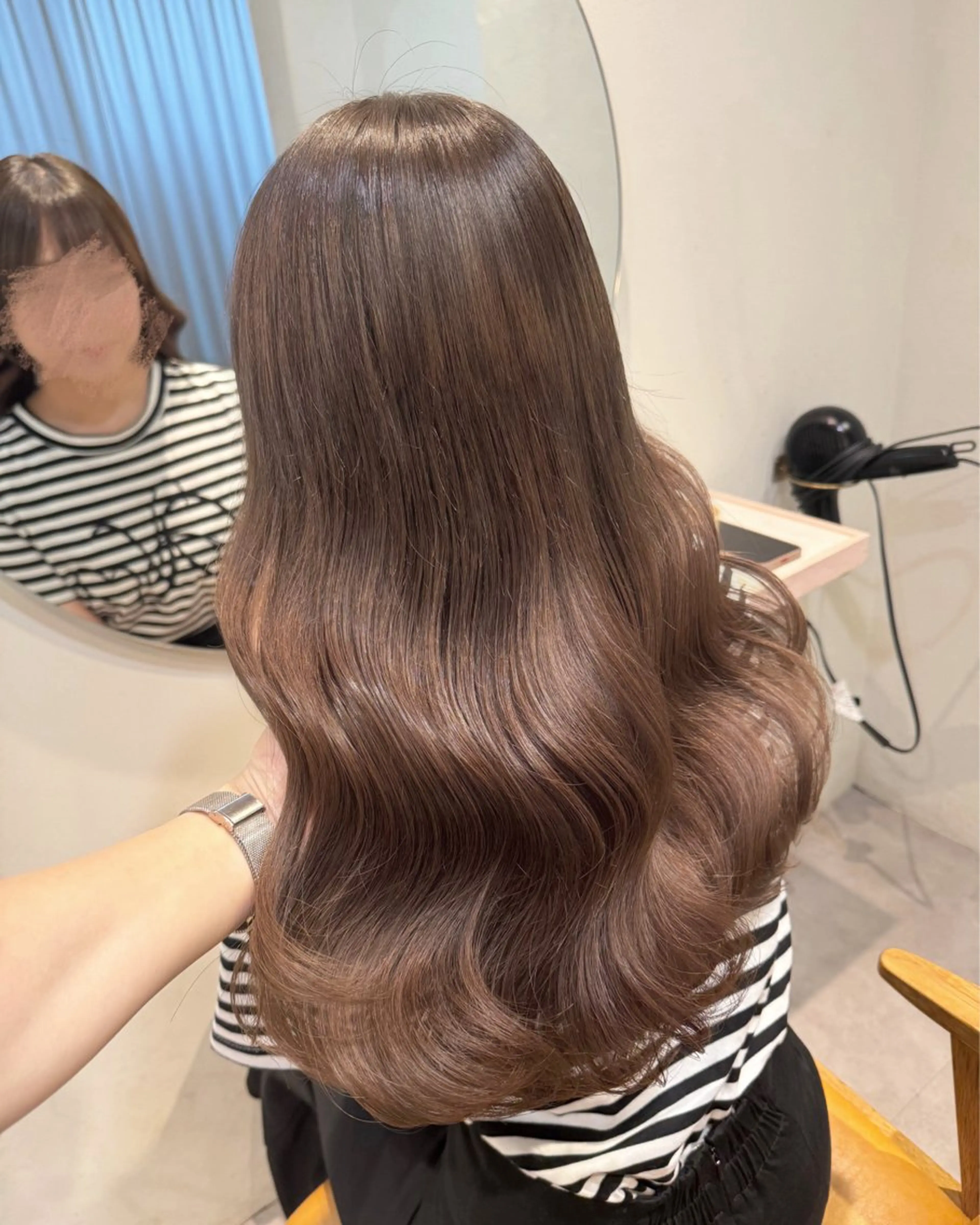 セミロング カラー ayaka♡ 柔らかカラーのヘアスタイル