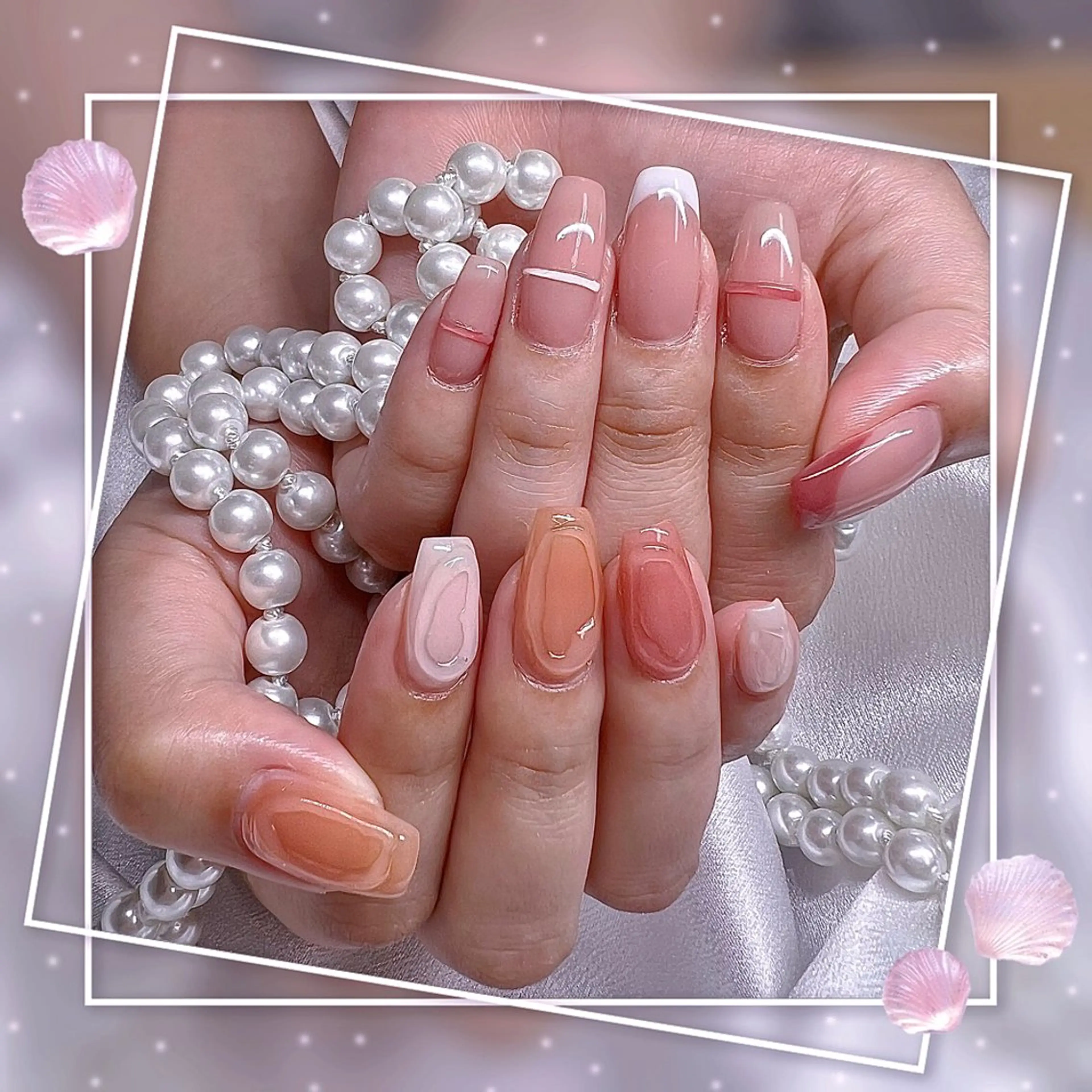 ネイル フレンチネイル キラキラネイル 韓国ネイル マグネットネイル マグネットフレンチ ハンドネイル Chill Nailsalonのネイルデザイン