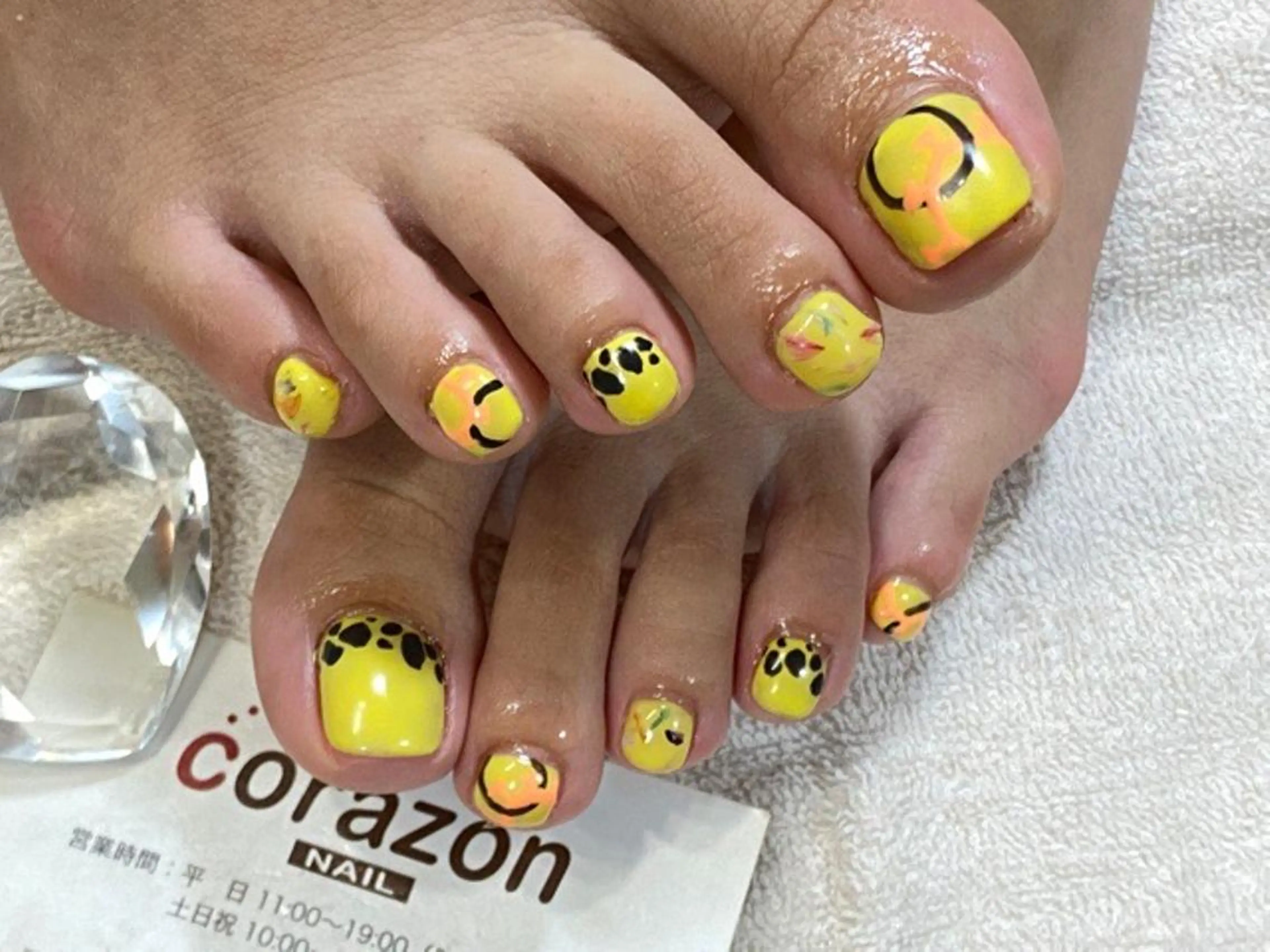 ネイル フラワーネイル 黄色 corazon所属・ネイリスト aicoのネイルデザイン