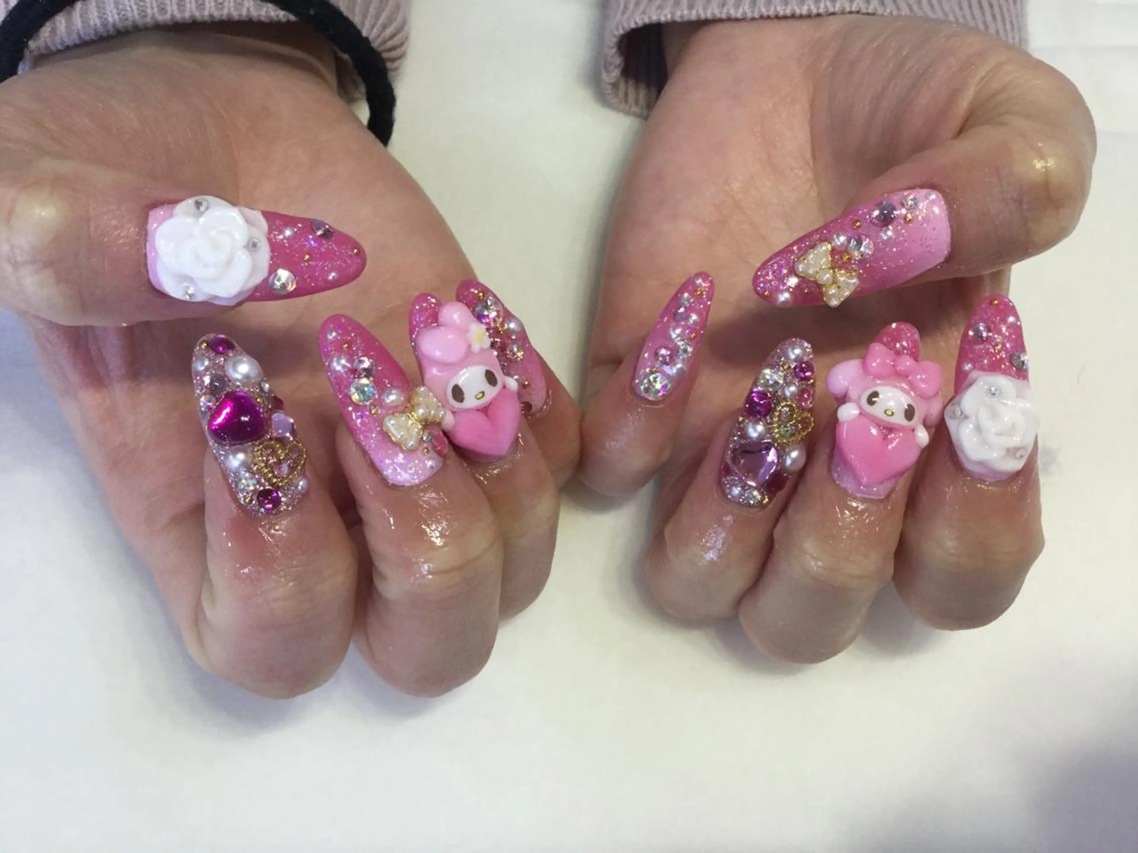 ネイル ハンドネイル 💎🐰 saki. m 🐰💎のネイルデザイン