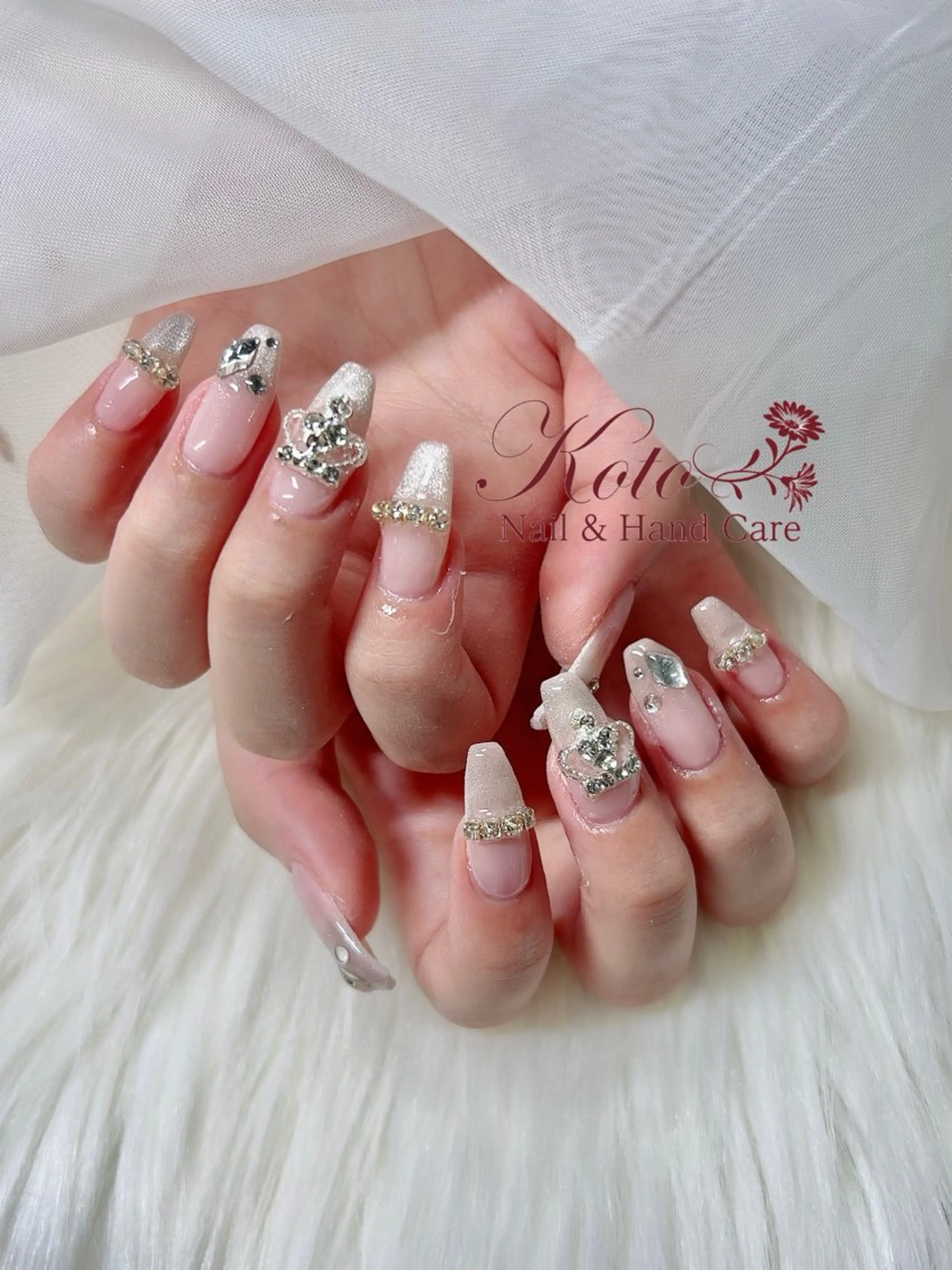 ネイル 長さ出し ジェルネイル 持ち込み ニュアンスネイル 赤色 ハンドネイル Nail Salon KOTOのネイルデザイン