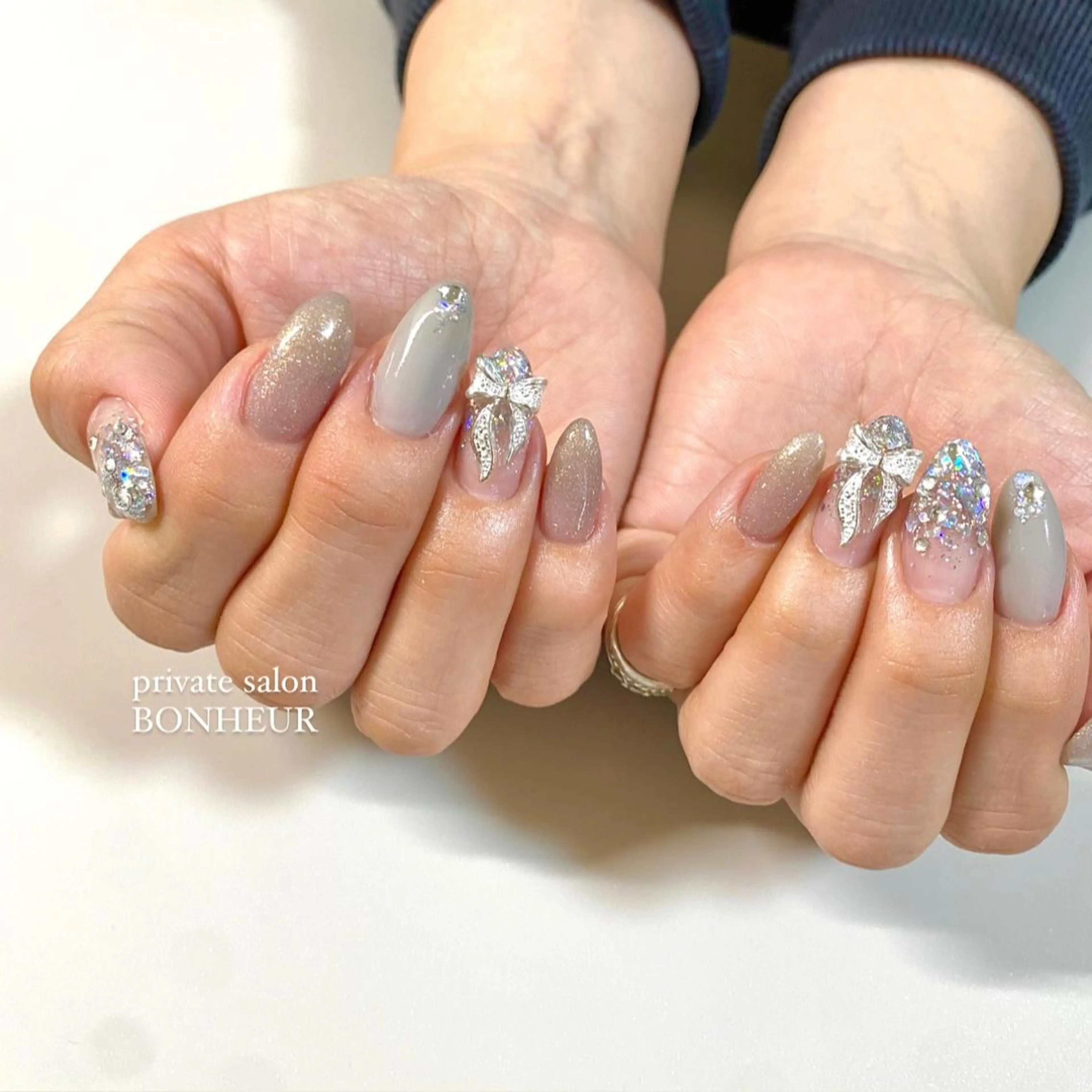 ネイル ハンドネイル BONHEUR Annaのネイルデザイン