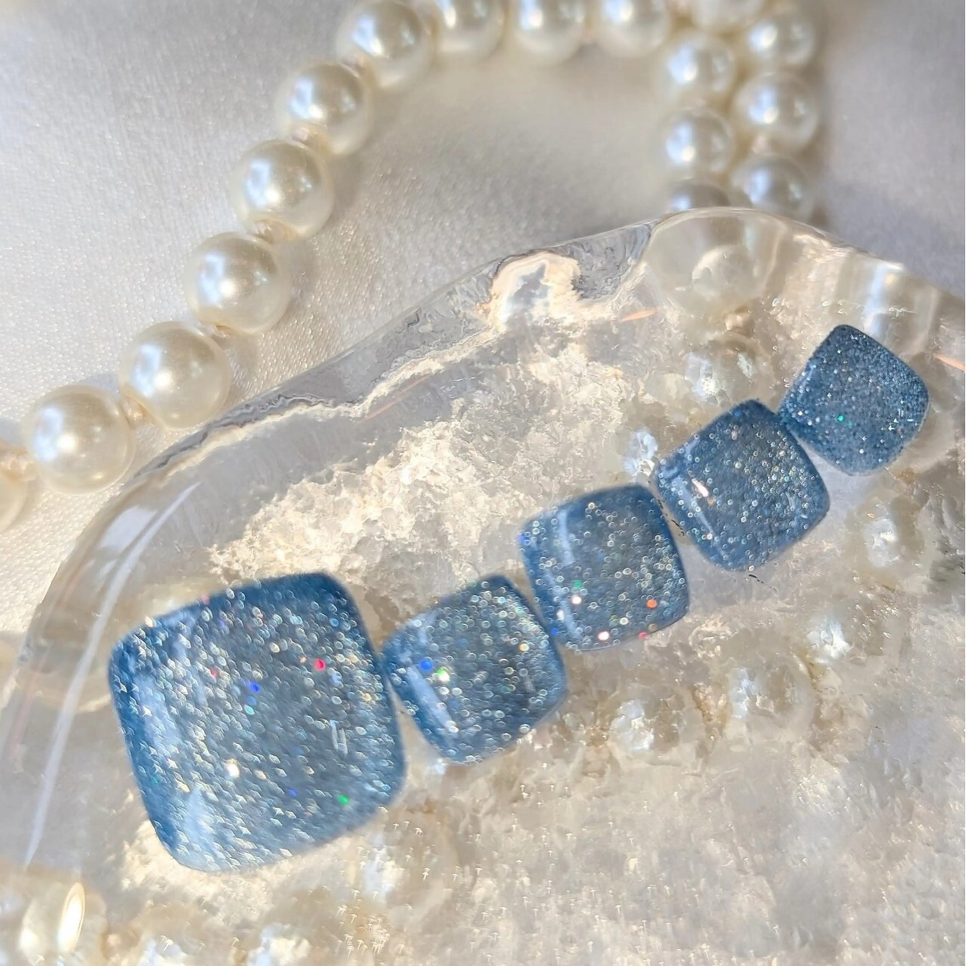 ネイル フットネイル Lealea nのネイルデザイン