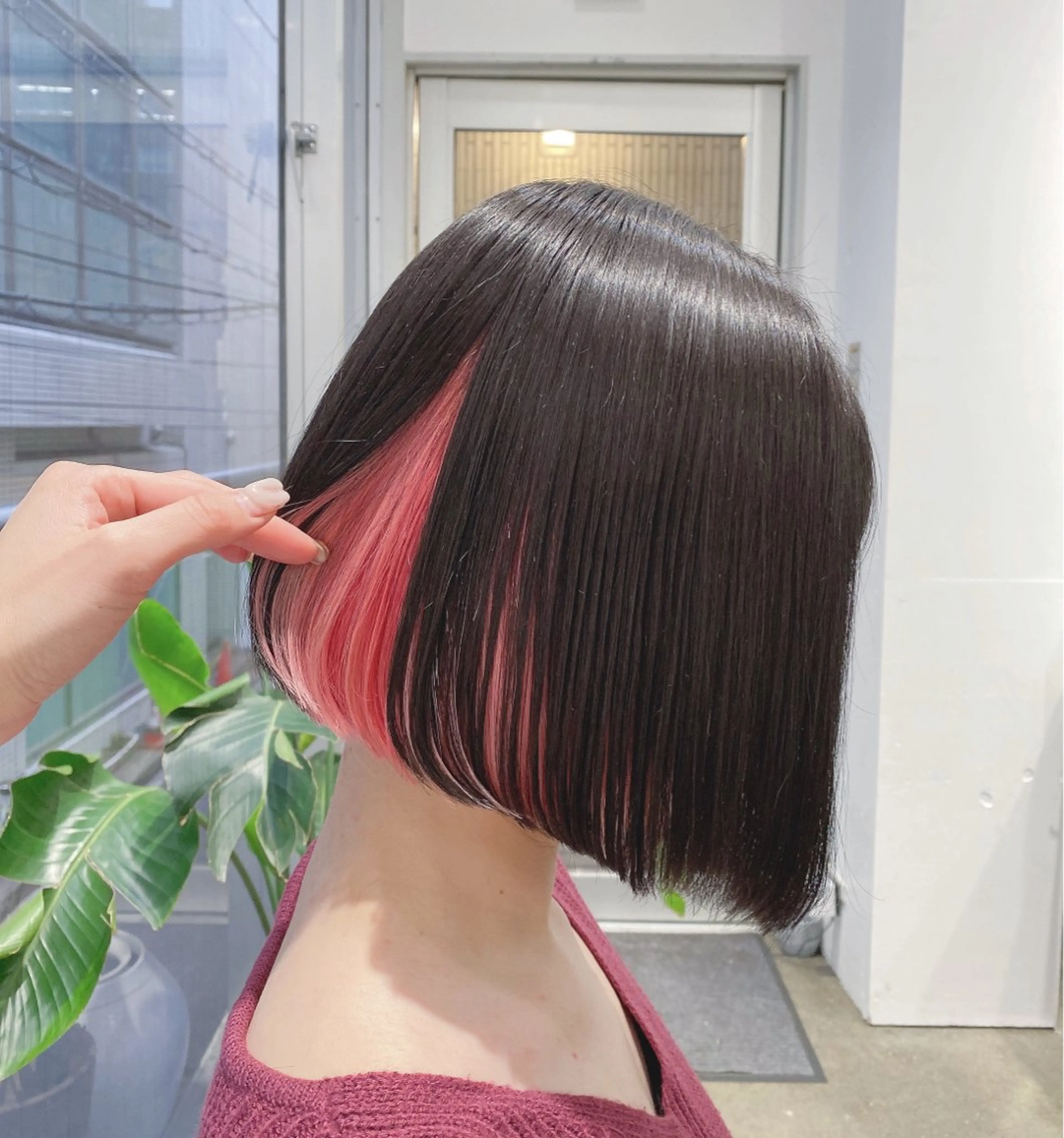 ショート カラー インナーカラー ピンクカラー ボブ ヘアカラー .. meiのヘアスタイル