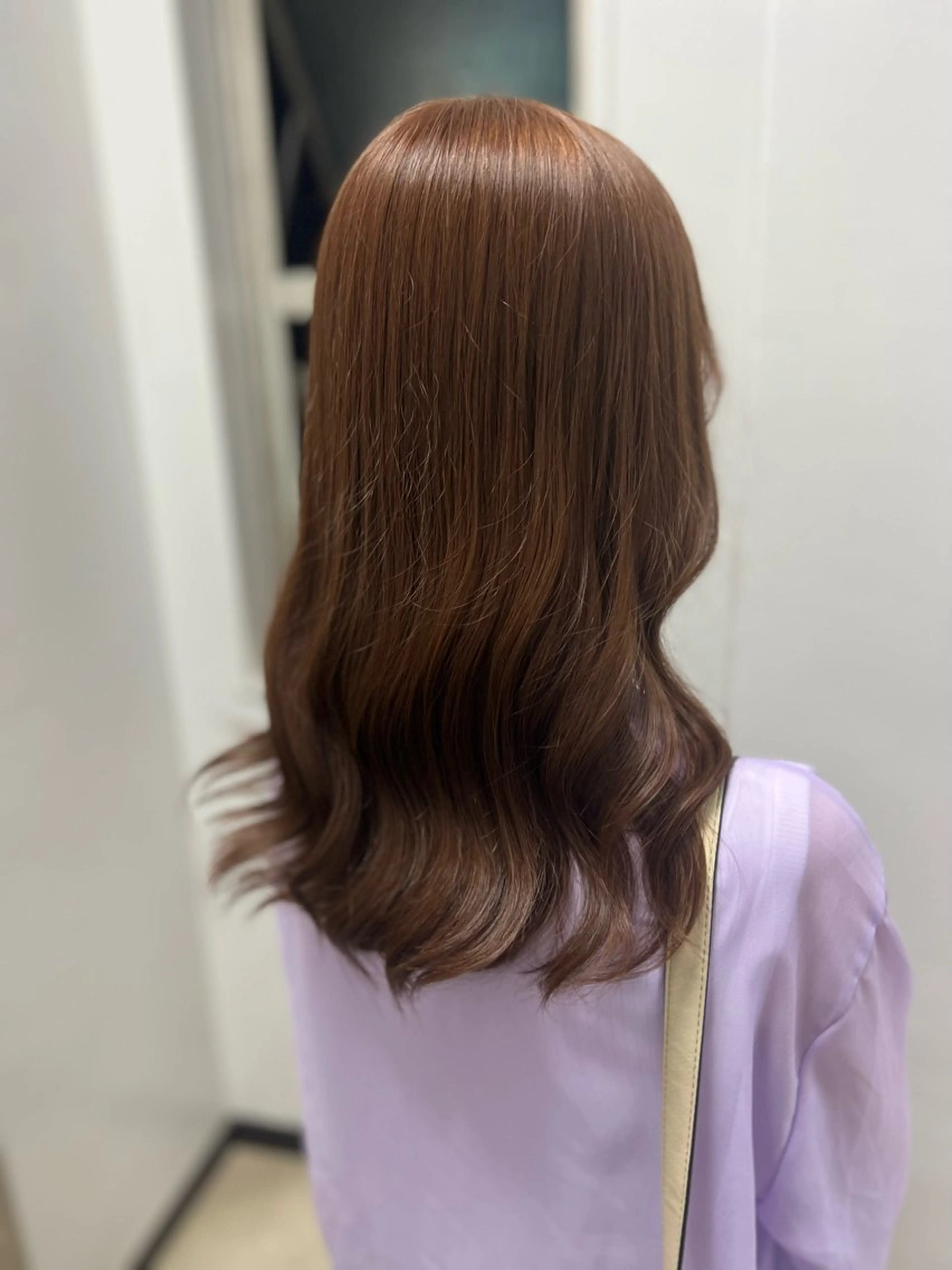 ミディアム ヘアカラー トリートメント 韓国レイヤーカット /REIのヘアスタイル