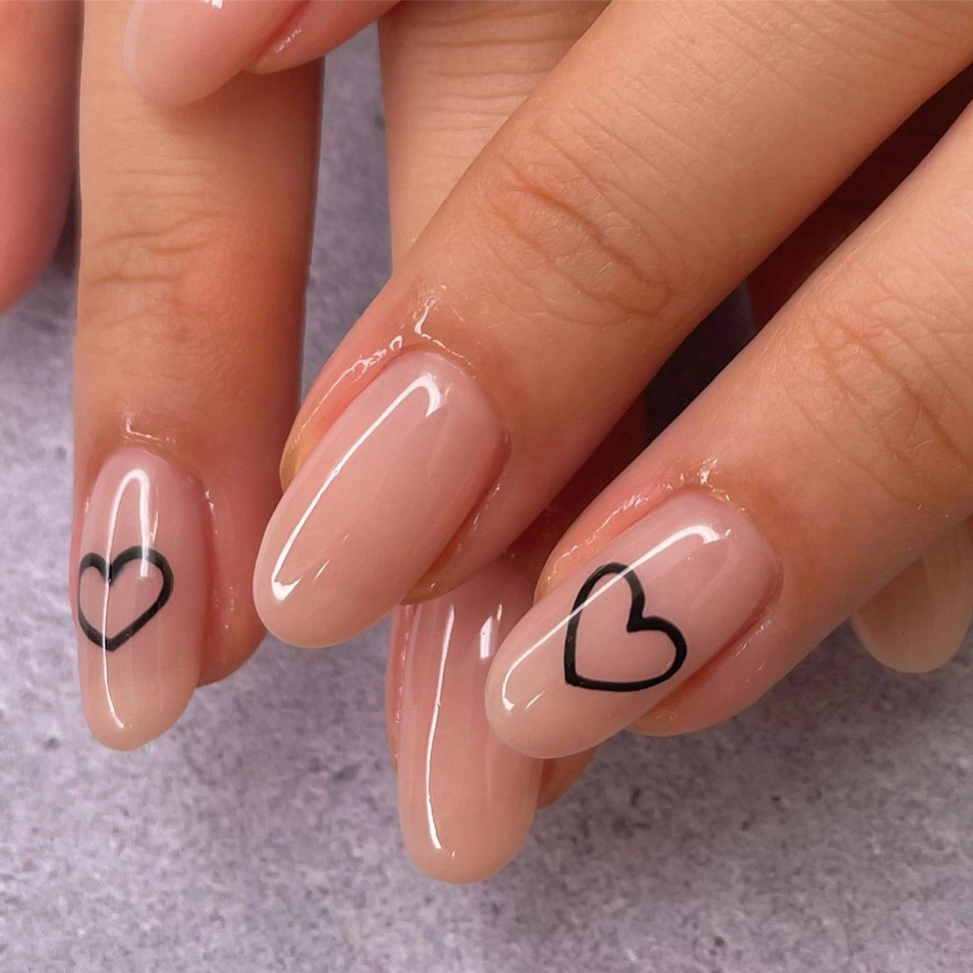 ネイル F. Lenaのネイルデザイン