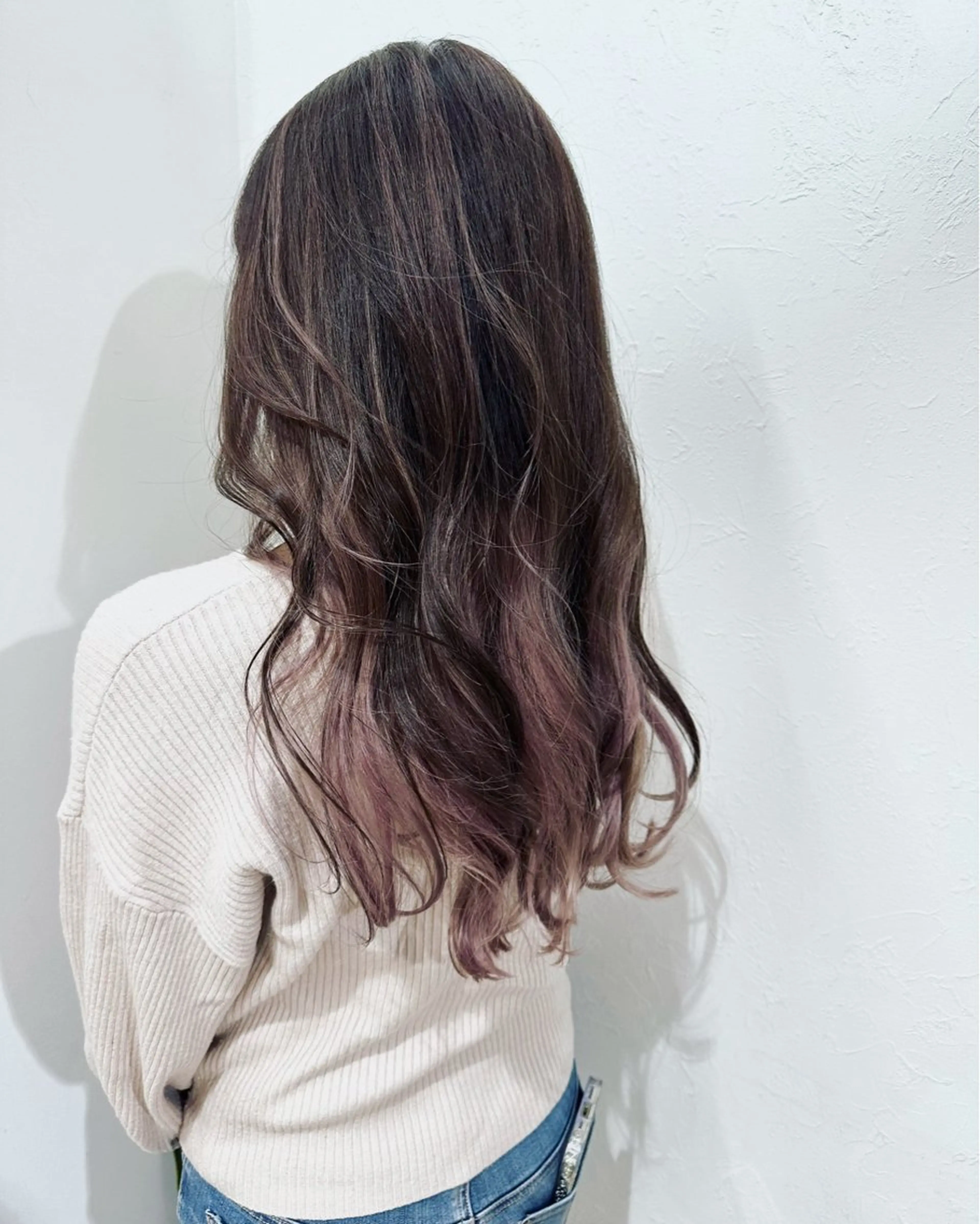 ロング カラー ヘアアレンジ バレイヤージュ ベージュカラー ピンクカラー ピンクベージュ ホワイトピンク カット ヘアカラー SALOWIN京都河原町Suite店所属・外国人風レイヤー/ ハイトーンSHUのヘアスタイル