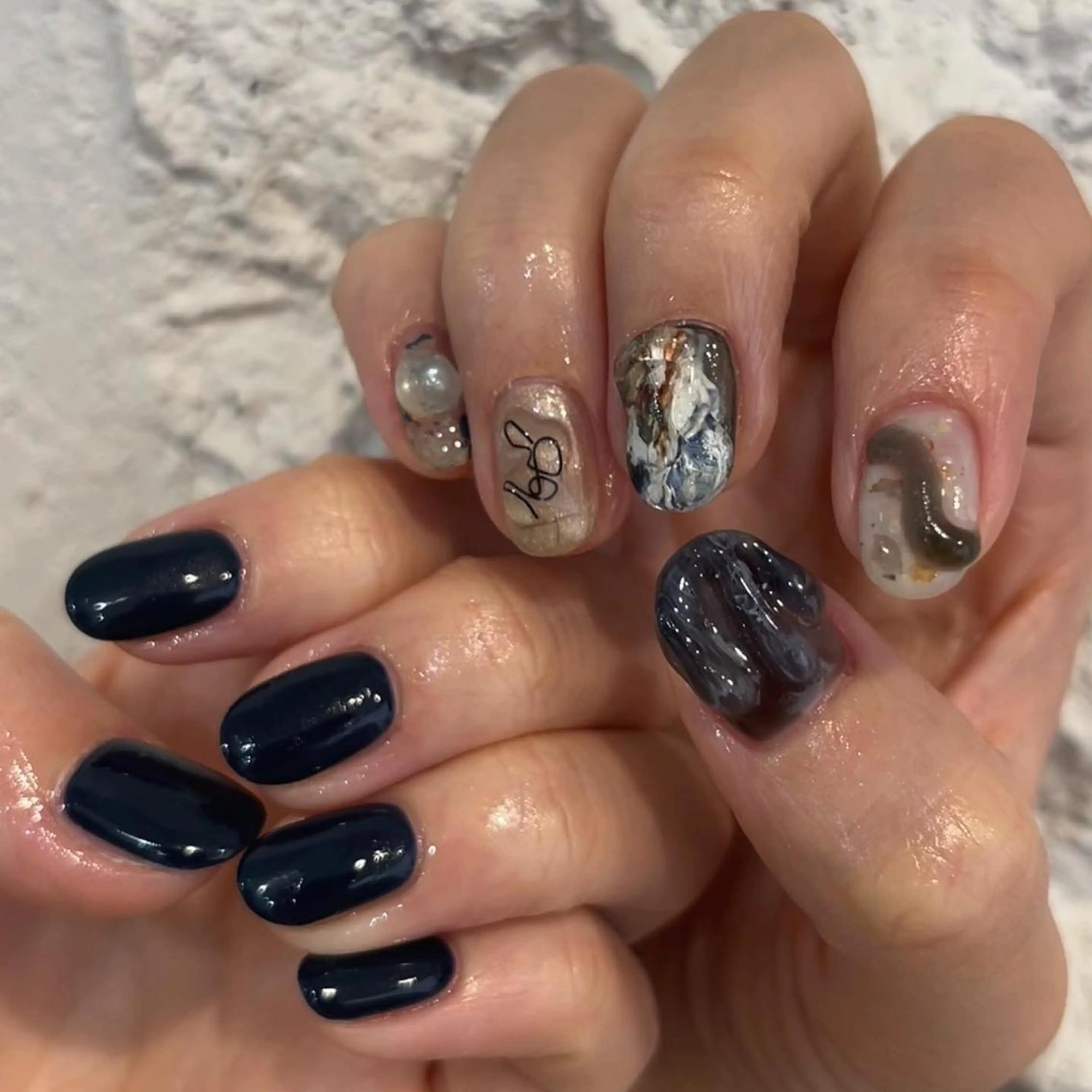 ネイル LETTER_& SAKIのネイルデザイン