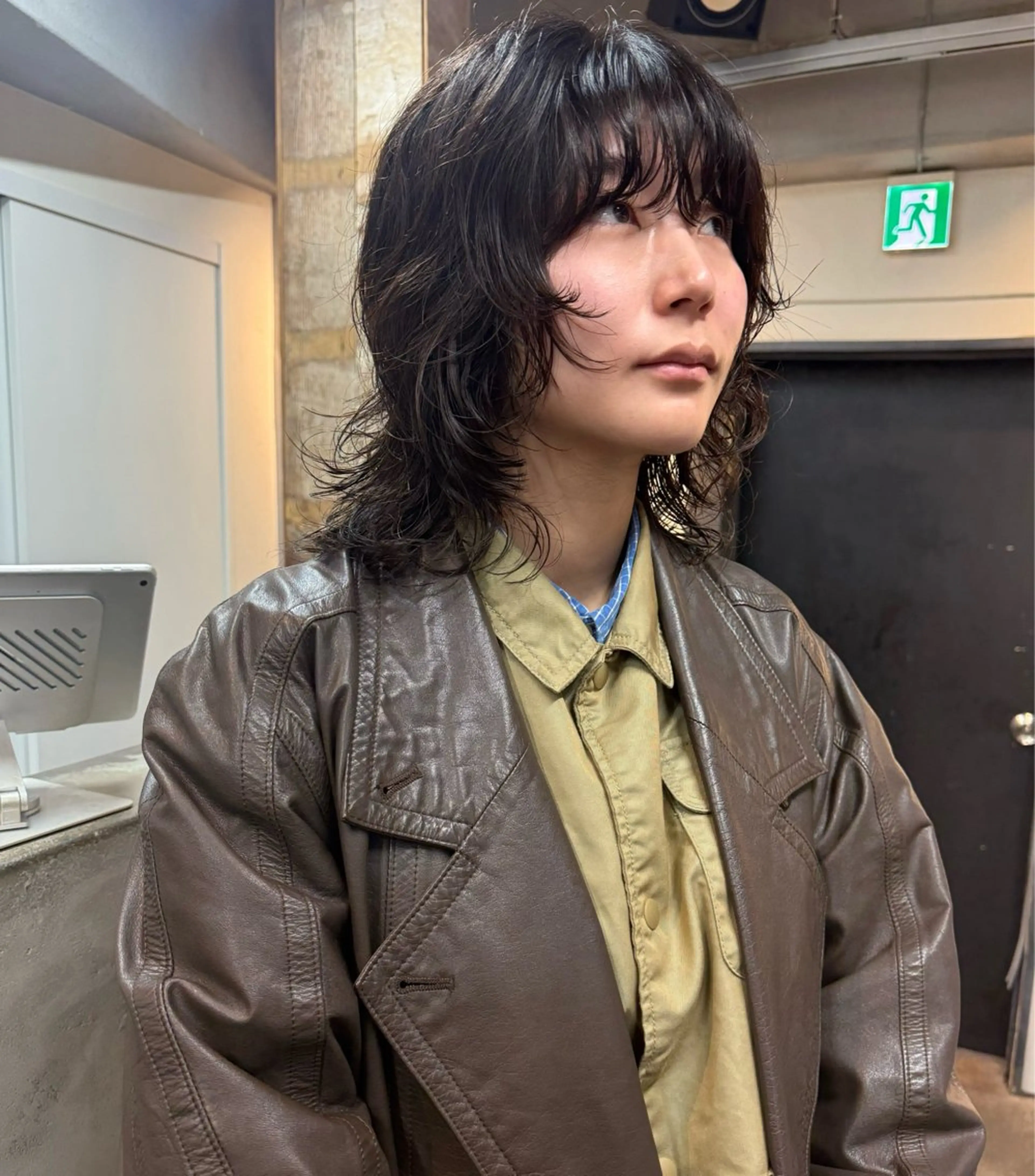 ミディアム カラー パーマ ミディアムパーマ ウルフカット ニュアンスパーマ カット パーマ トリートメント 森貴裕/ベージュ/ パーマ/オリーブのヘアスタイル