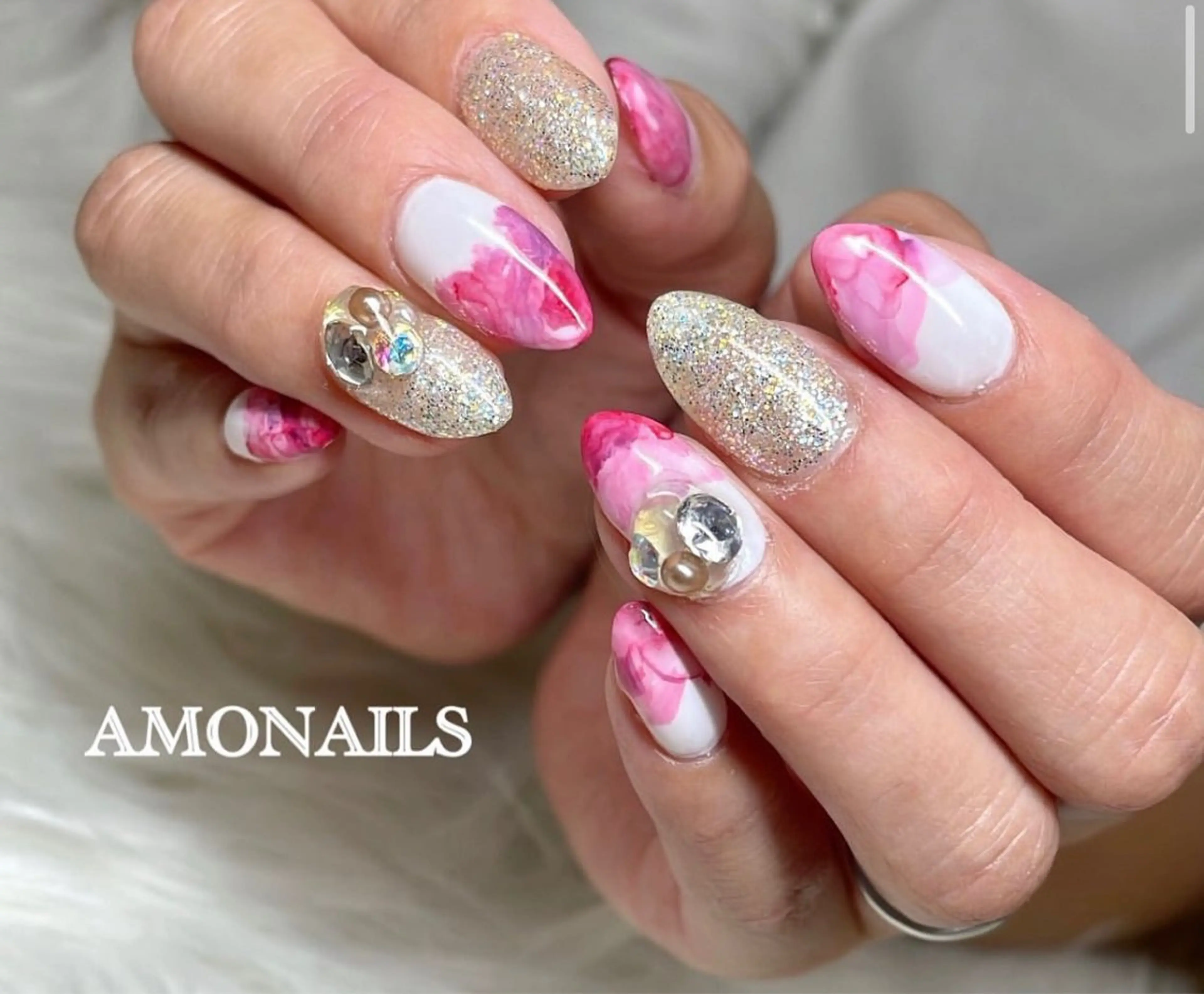 ネイル ジェルネイル キラキラネイル 持ち込み AMONAILS *.のネイルデザイン