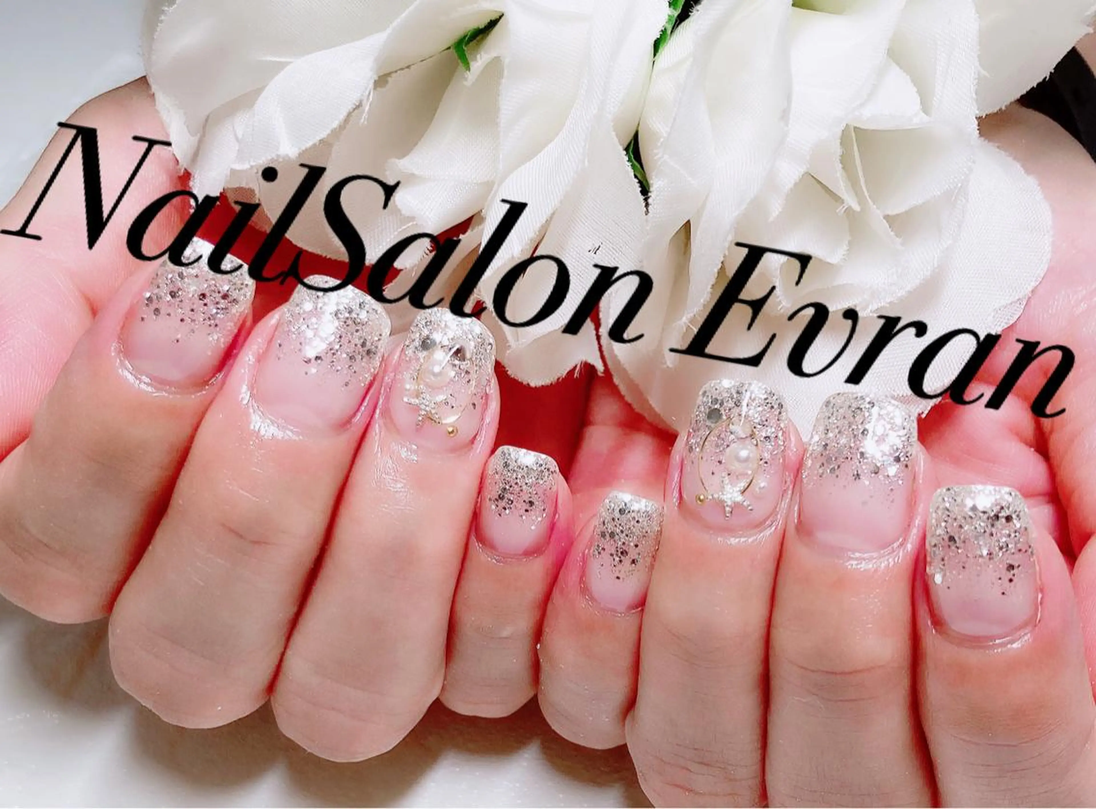 ネイル ラメ(グリッター) ラメグラデーション Nail salon Evranのネイルデザイン