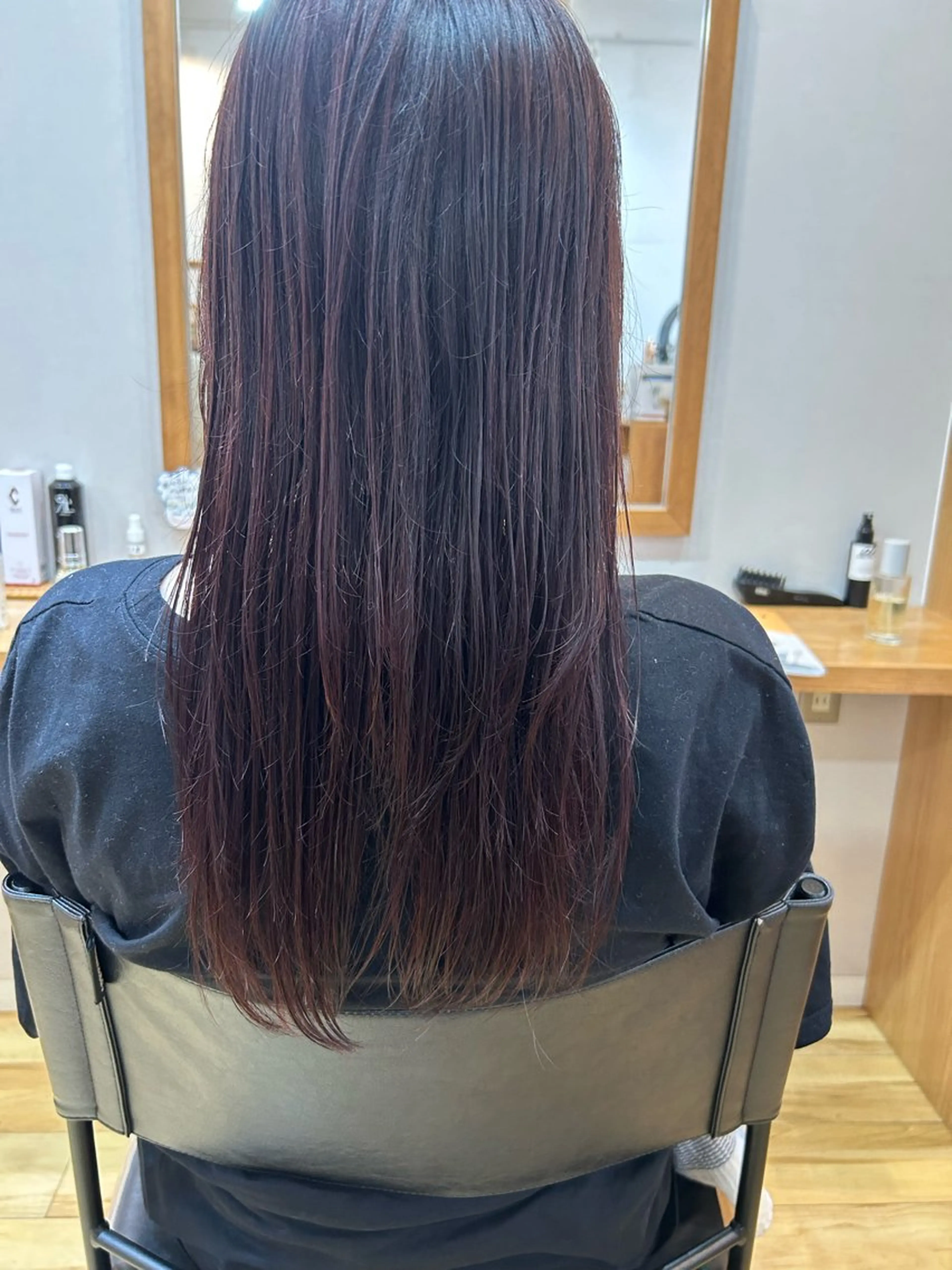 ロング カラー 佐藤 かののヘアスタイル