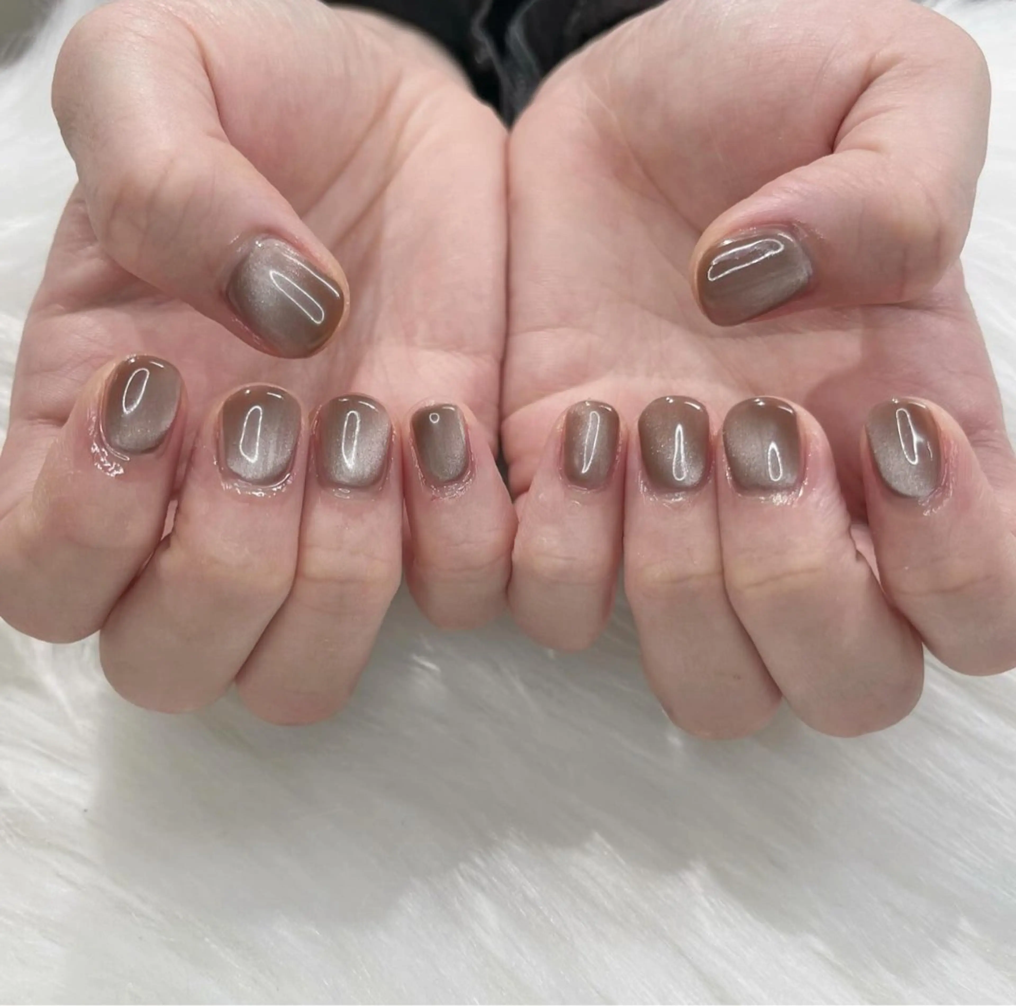 ネイル マグネットネイル オフィスネイル シンプルネイル ハンドネイル ビューティーサロンFeliz 浜松町店所属・Feliz Saitoのマツエク・マツパデザイン