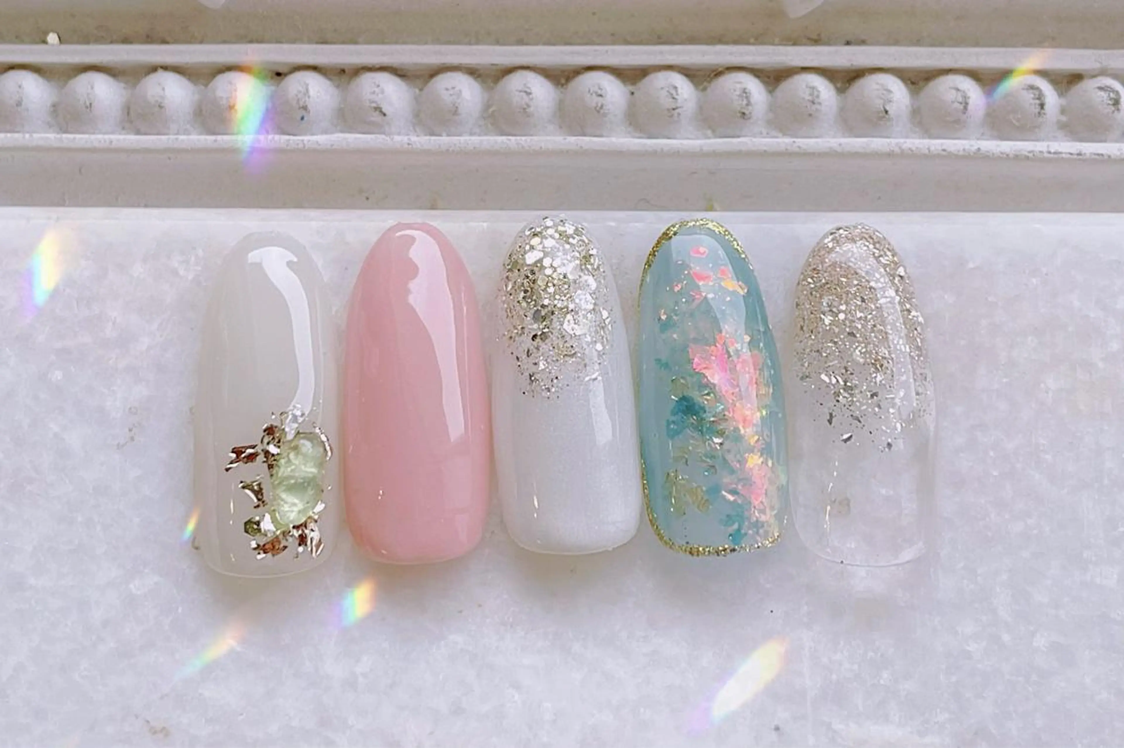 ネイル ジェルネイル キラキラネイル パラジェル ハンドネイル Satomi  のネイルデザイン