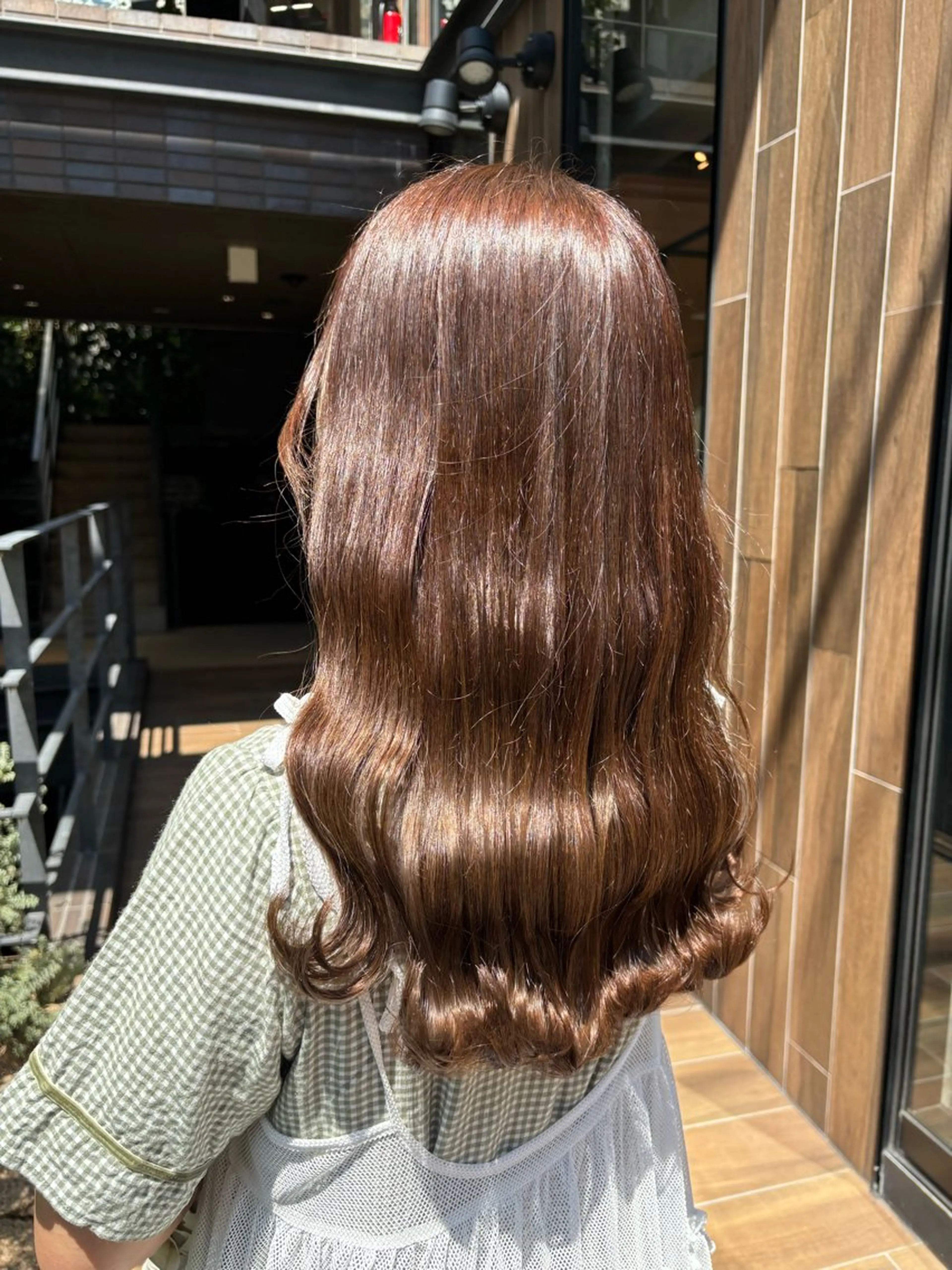 ロング カラー ブリーチ ブラウンカラー ブリーチなしカラー ヘアカラー トリートメント 巻ける縮毛矯正🌸 勝倉　麗のヘアスタイル