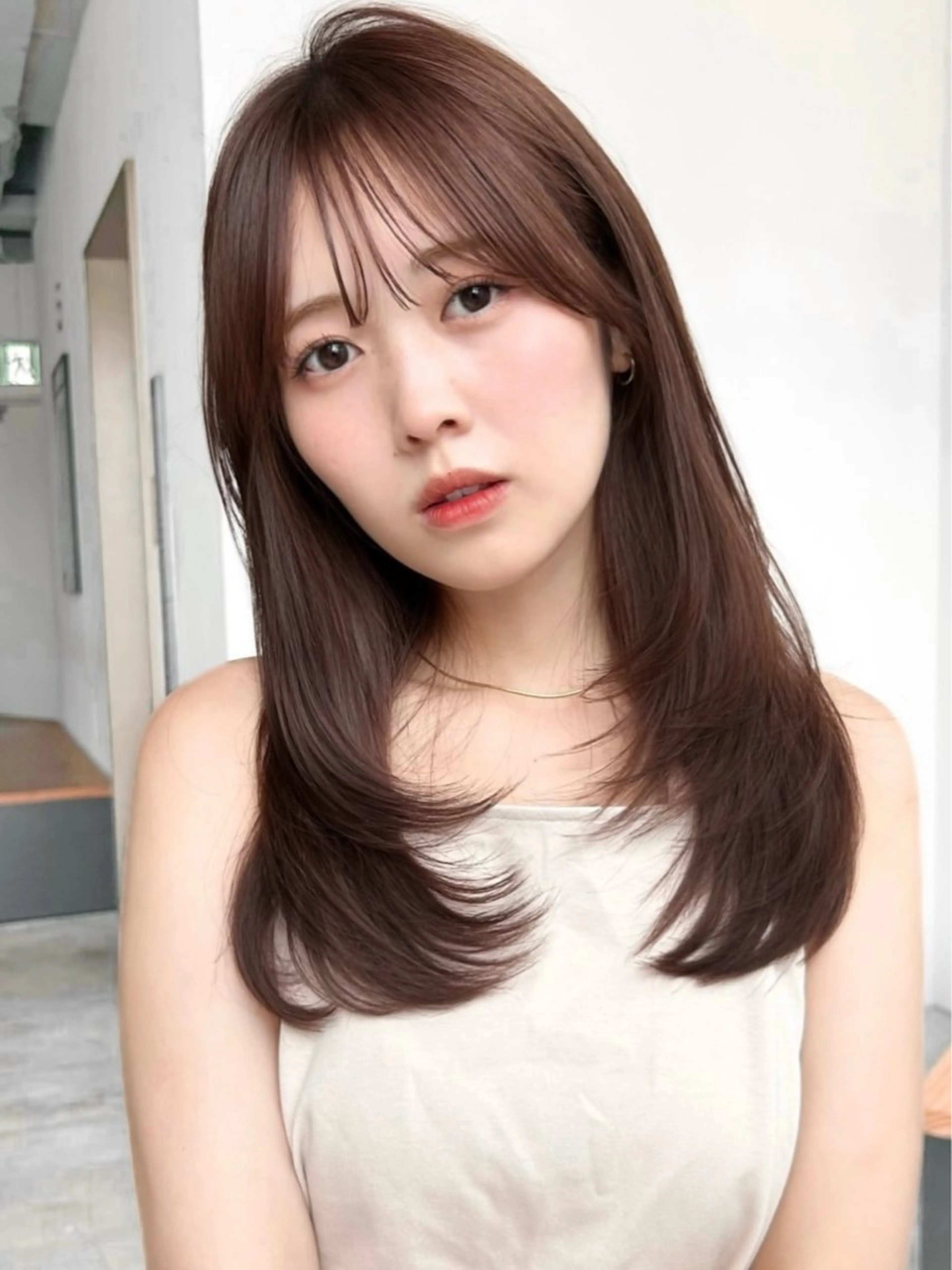 セミロング ALBUM所属・ショート/ブリーチ/ kotomiのヘアスタイル