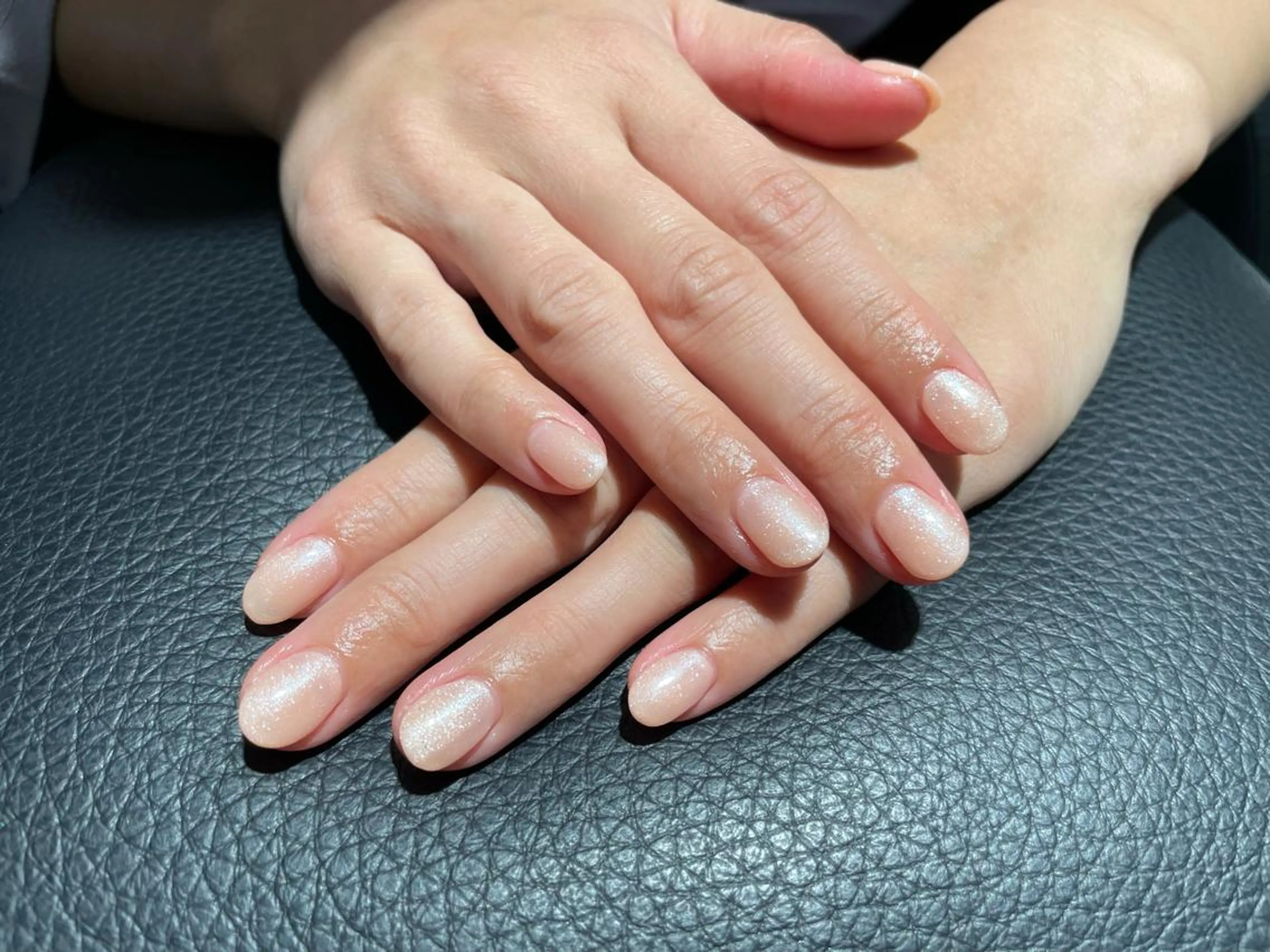 ネイル キラキラネイル ワンカラーネイル ハンドネイル フットネイル HAIR MAKE Aila所属・Aila.nail _F_AYUMIのネイルデザイン