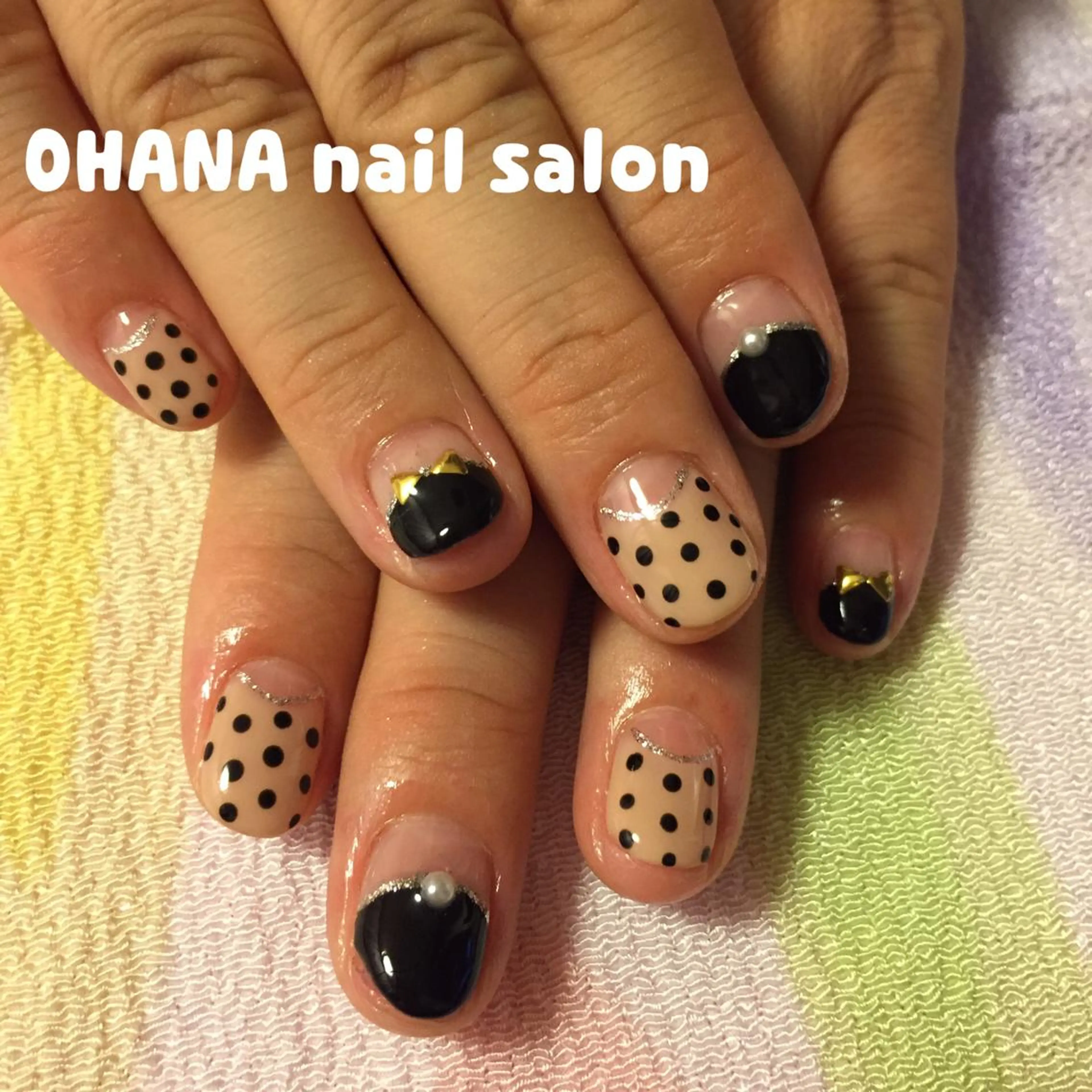 ネイル ドット シンプルネイル 那覇🏝️台湾人 ネイリストSHIUのネイルデザイン