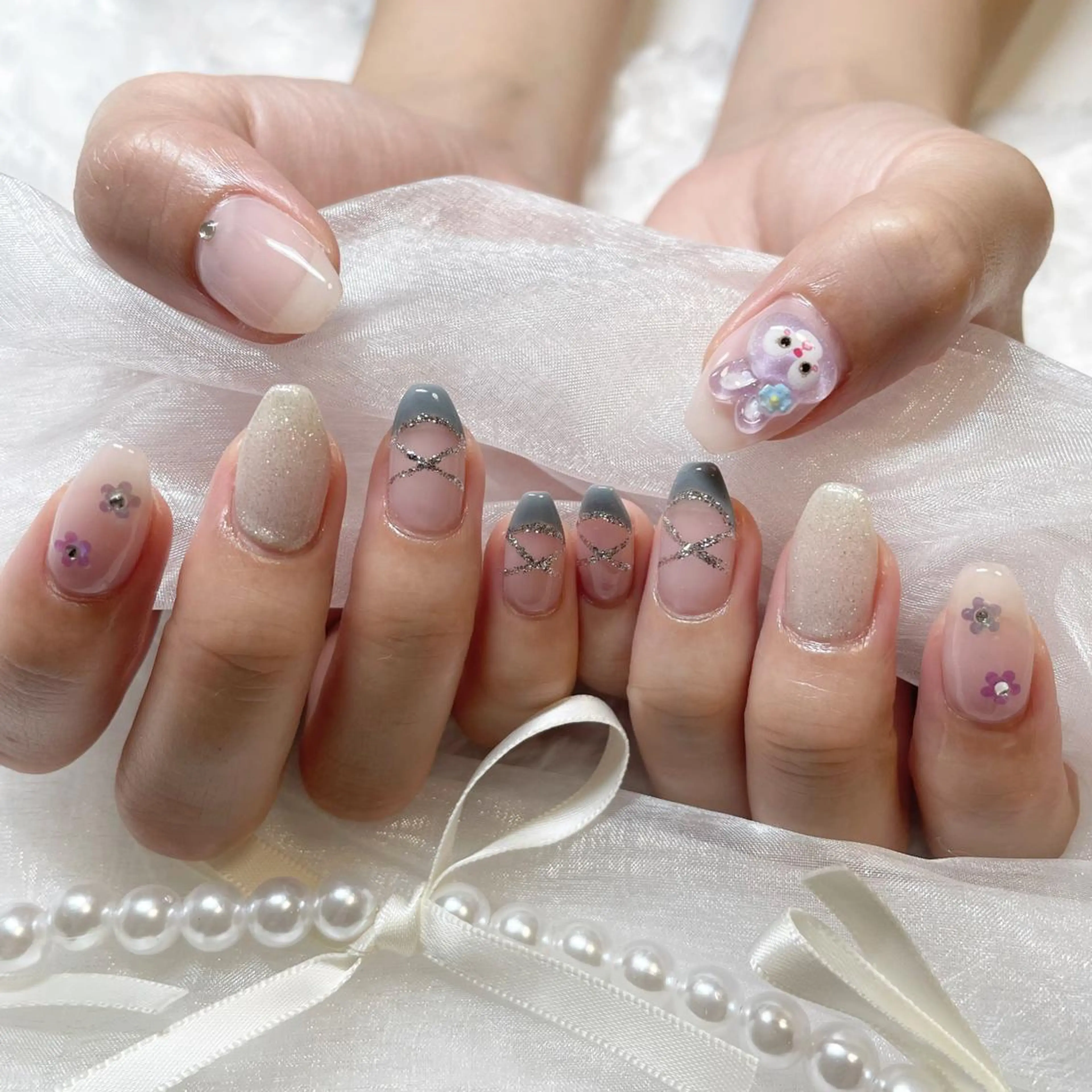 ネイル ジェルネイル 韓国ネイル 持ち込み ワンカラーネイル ワンホンネイル ハンドネイル fiore nail 🦋のネイルデザイン