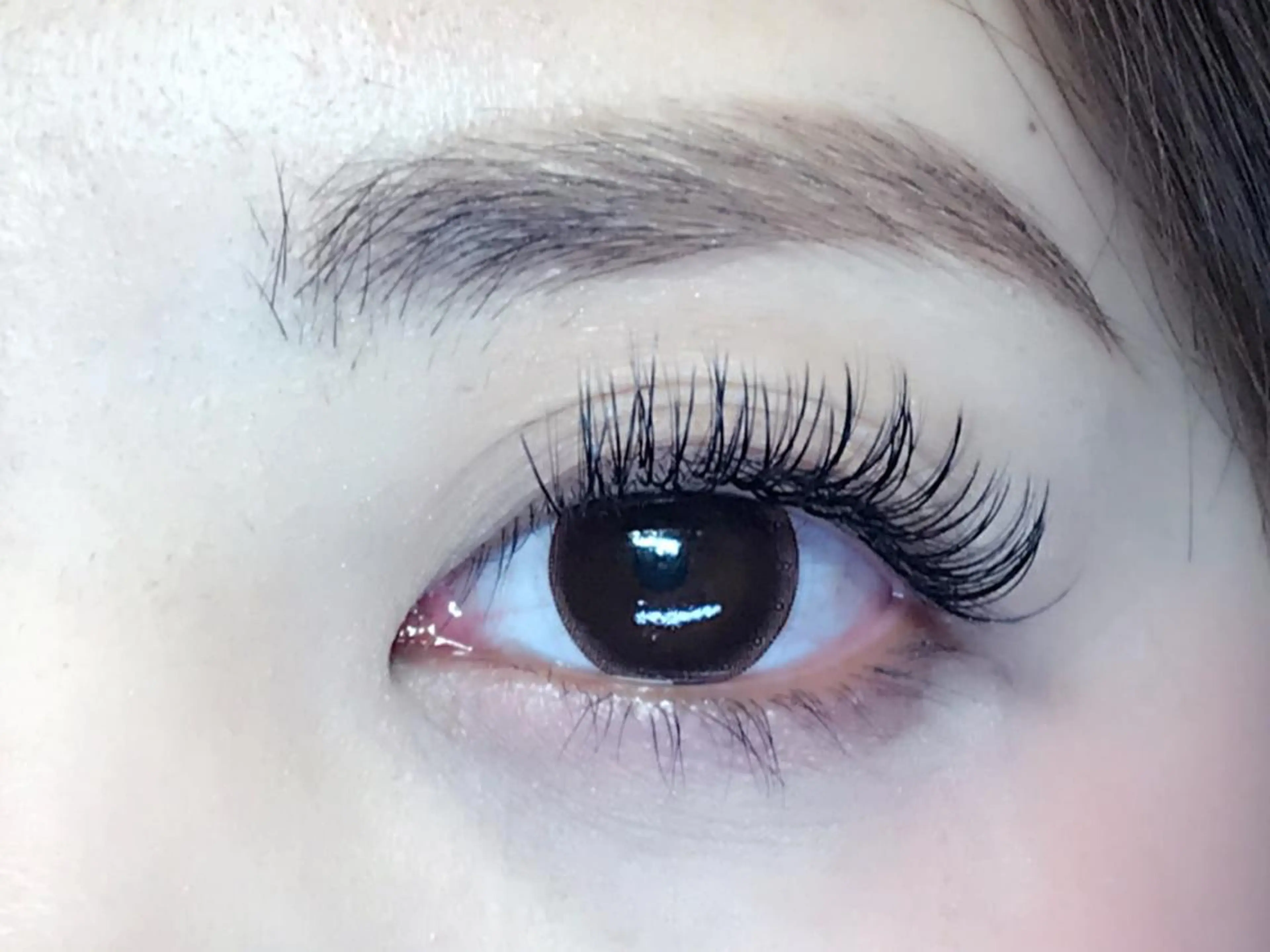 マツエク・マツパ バインドロック マツエク リネル 新宿西口の眉毛・アイブロウイメージ