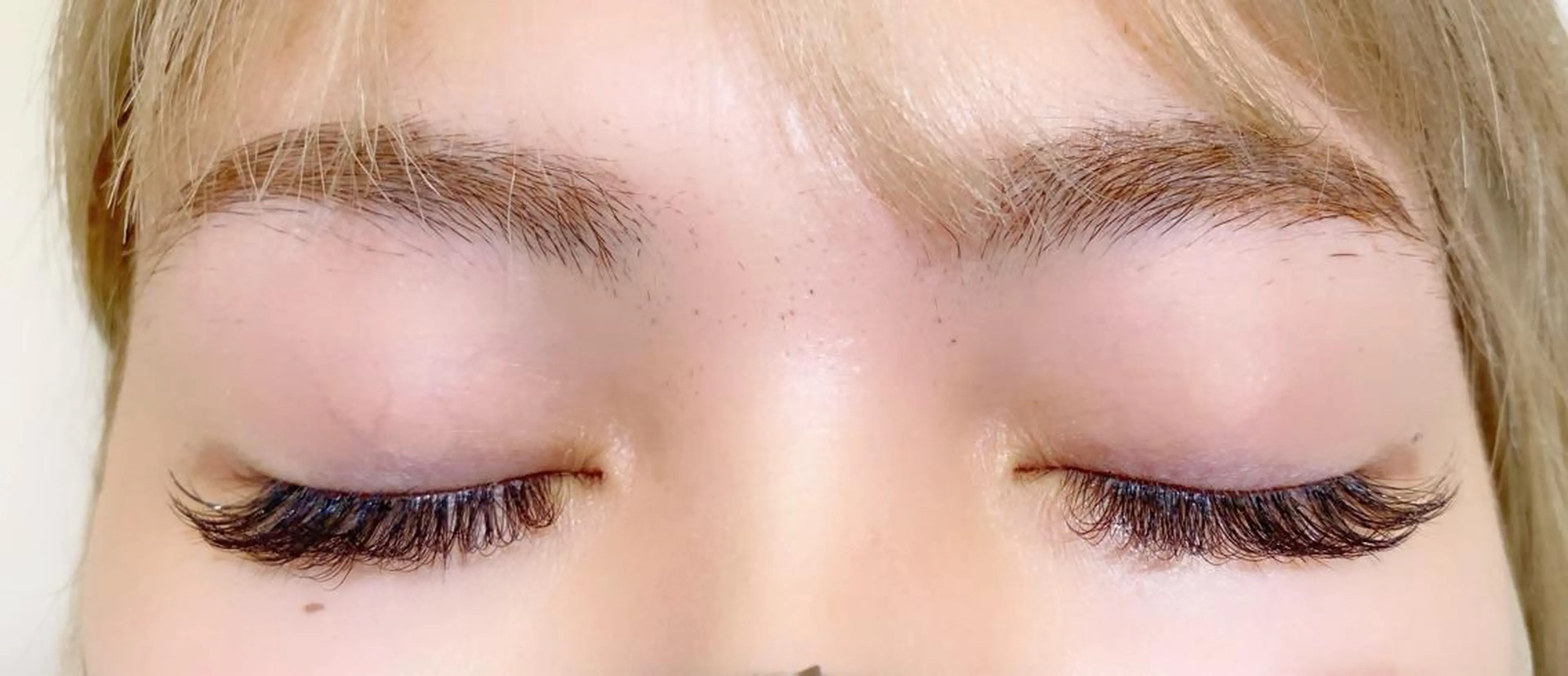 マツエク・マツパ 付け放題 ボリュームラッシュ Carat Eyelash&Eyebrow 市川店所属・時田 友美のマツエク・マツパデザイン