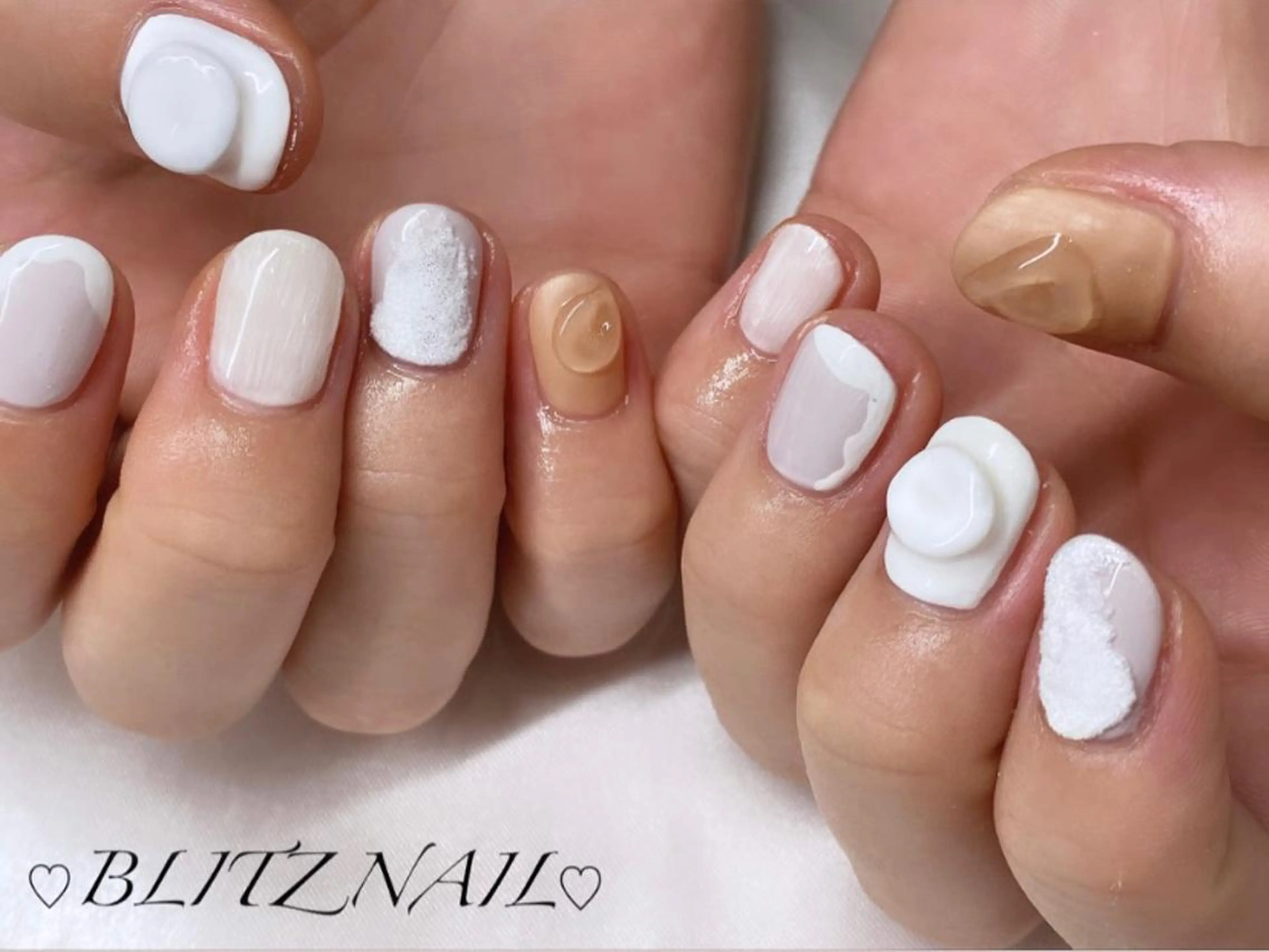 ネイル BLITZ Nail 岩田💅🏻✨のネイルデザイン