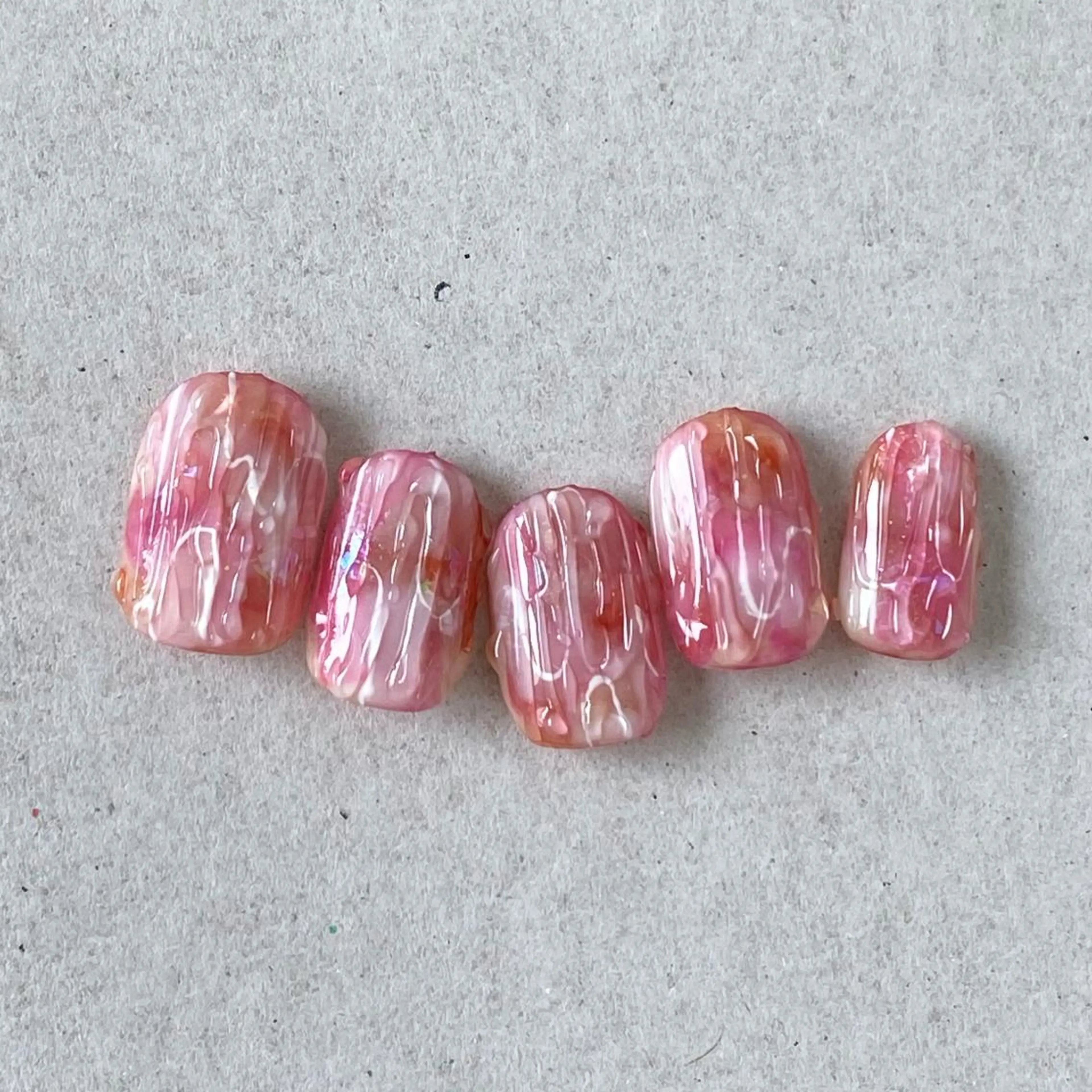 ネイル REHTOF ｜朝7時Open☀️のネイルデザイン