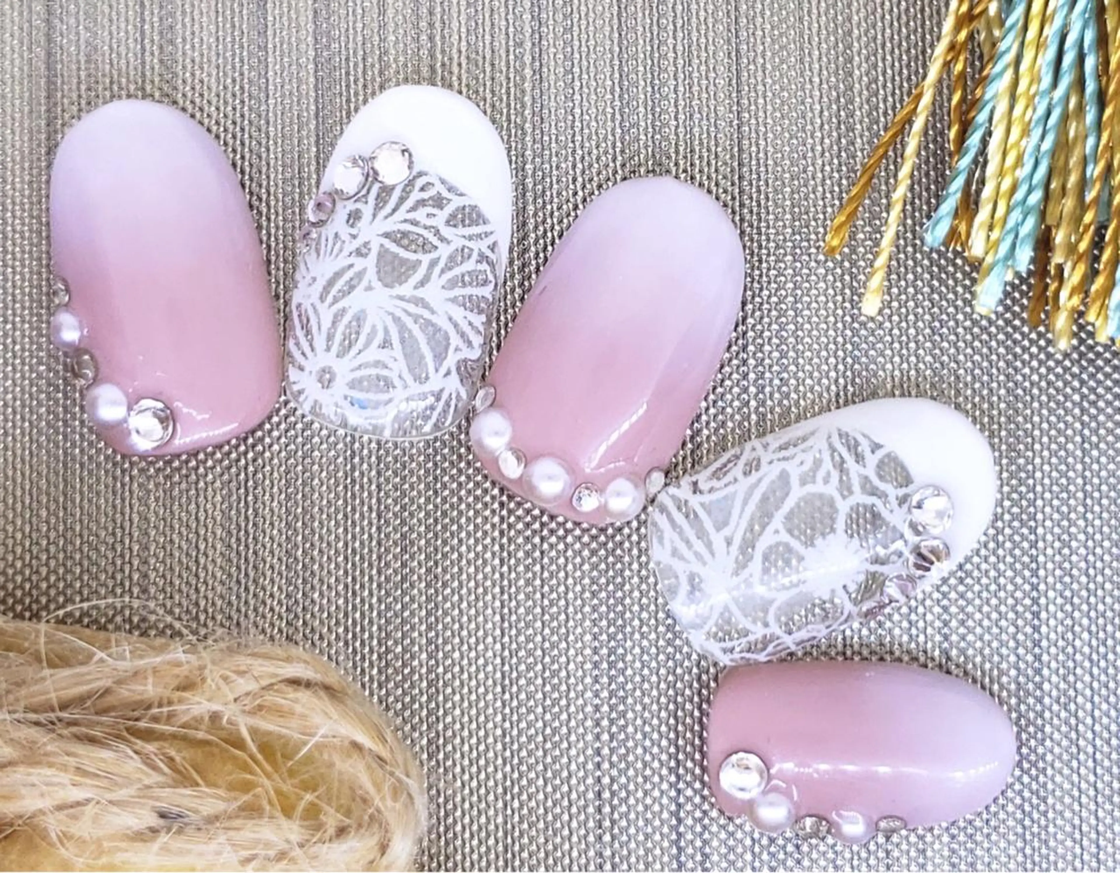 ネイル ブライダルネイル パラジェル lira nailのネイルデザイン